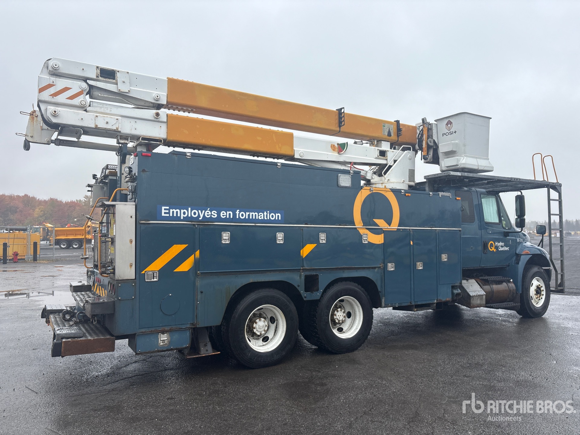 2006 International 4400