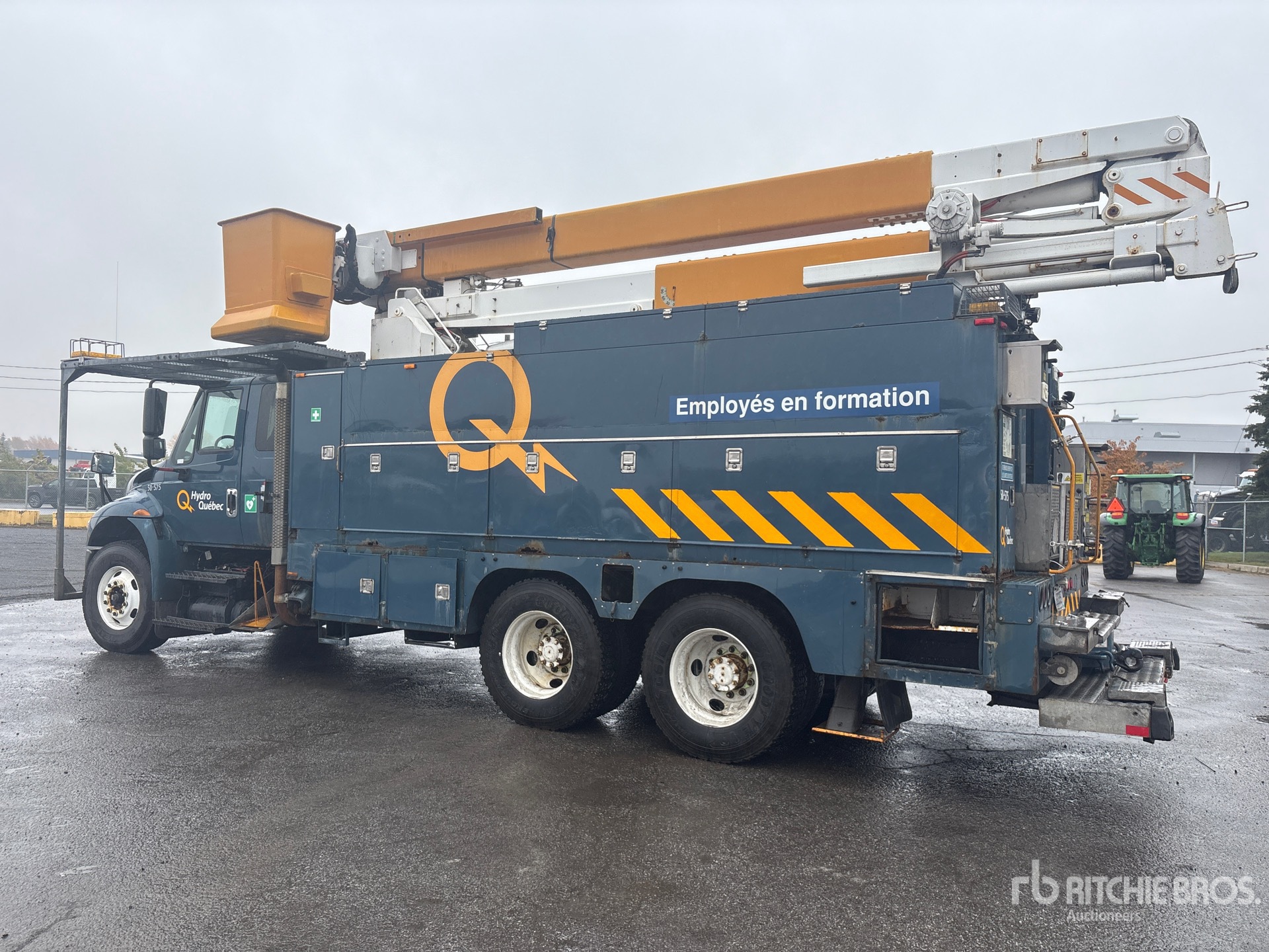 2006 International 4400
