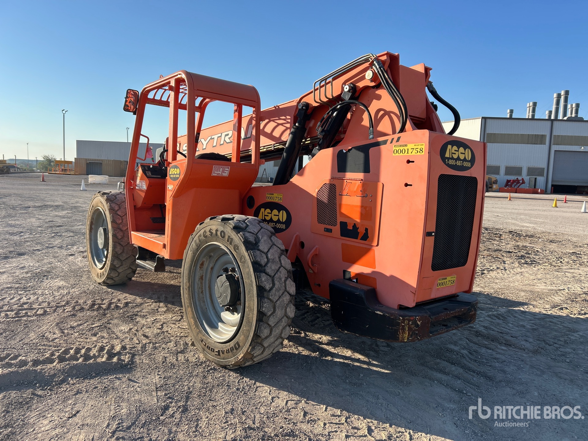 2015 JLG 6036