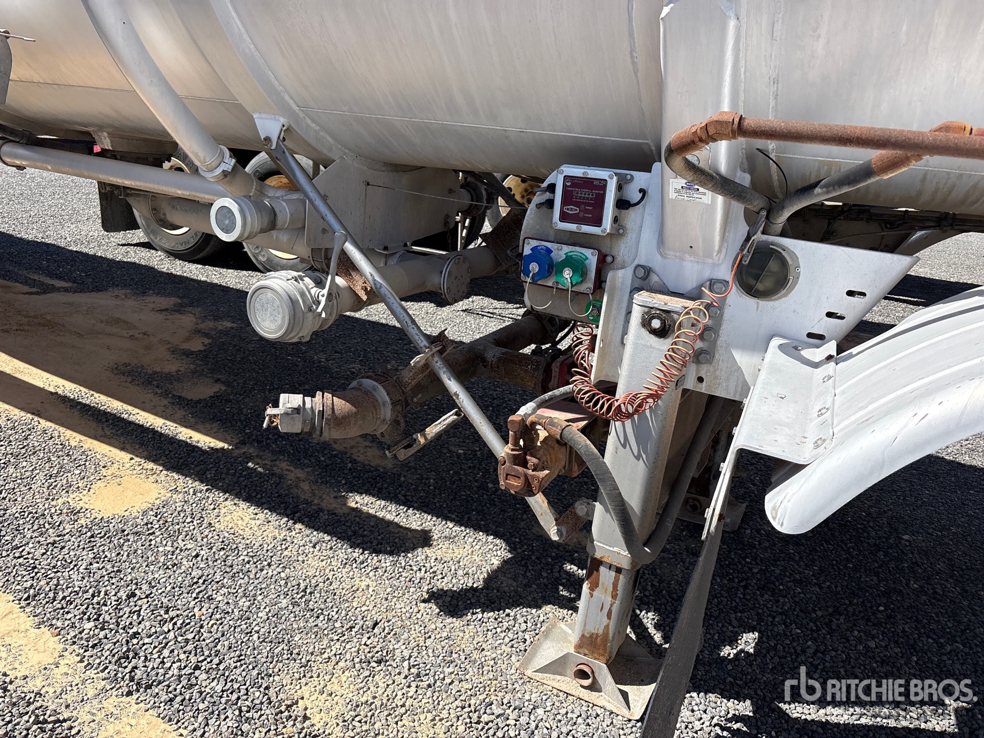 2013 Heil 8400 GAL T/A