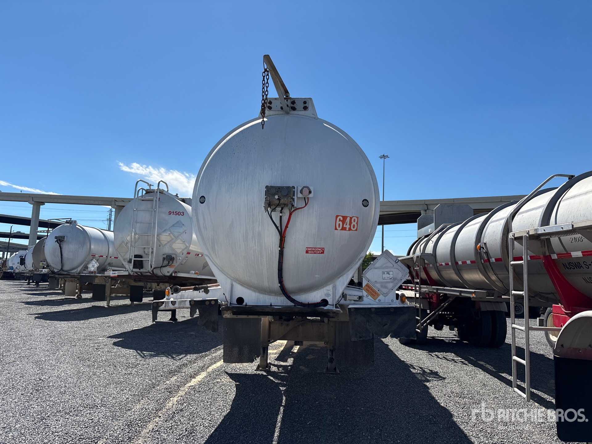 2013 Heil 8400 GAL T/A