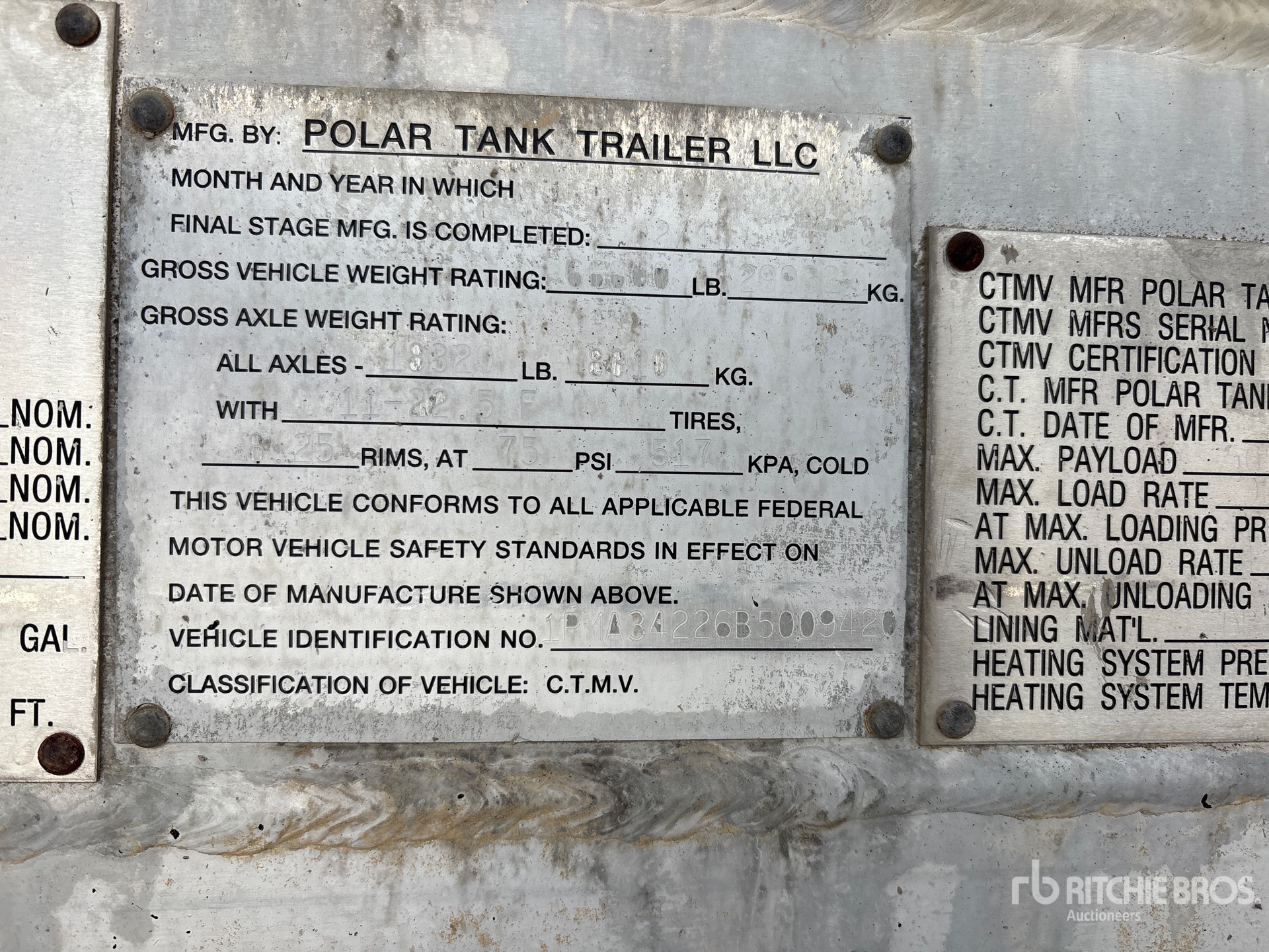 2011 Polar 8400 GAL T/A