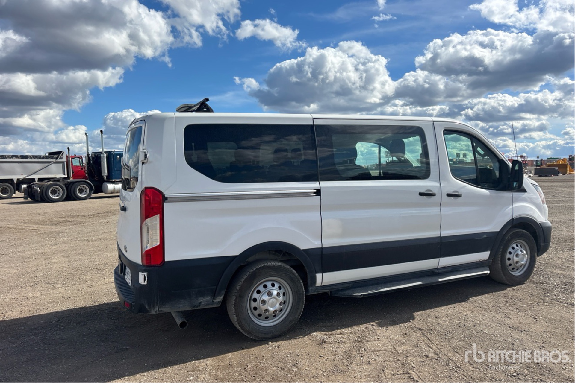 2020 Ford TRANSIT 150
