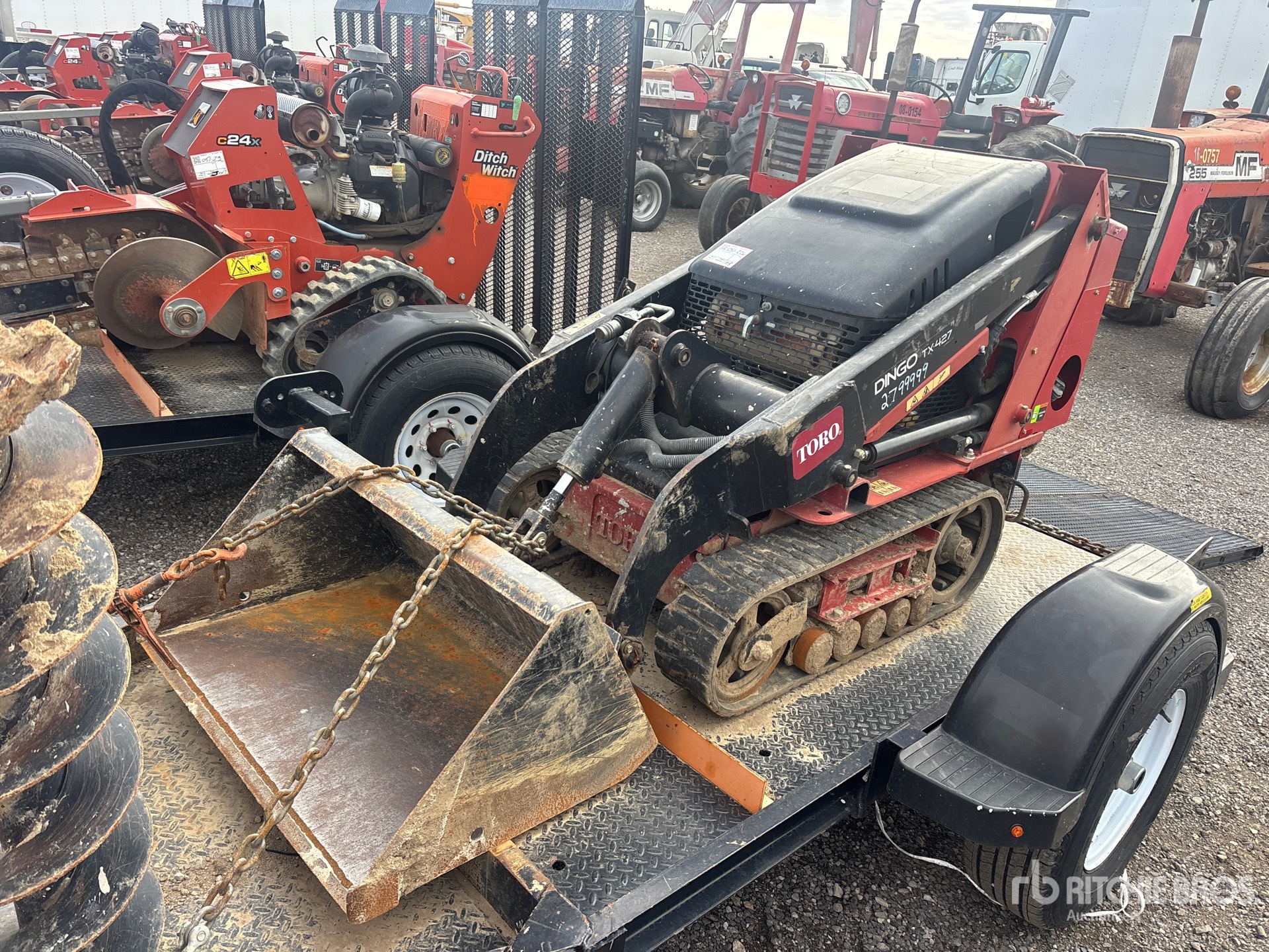 Photo of Toro DINGO TX427