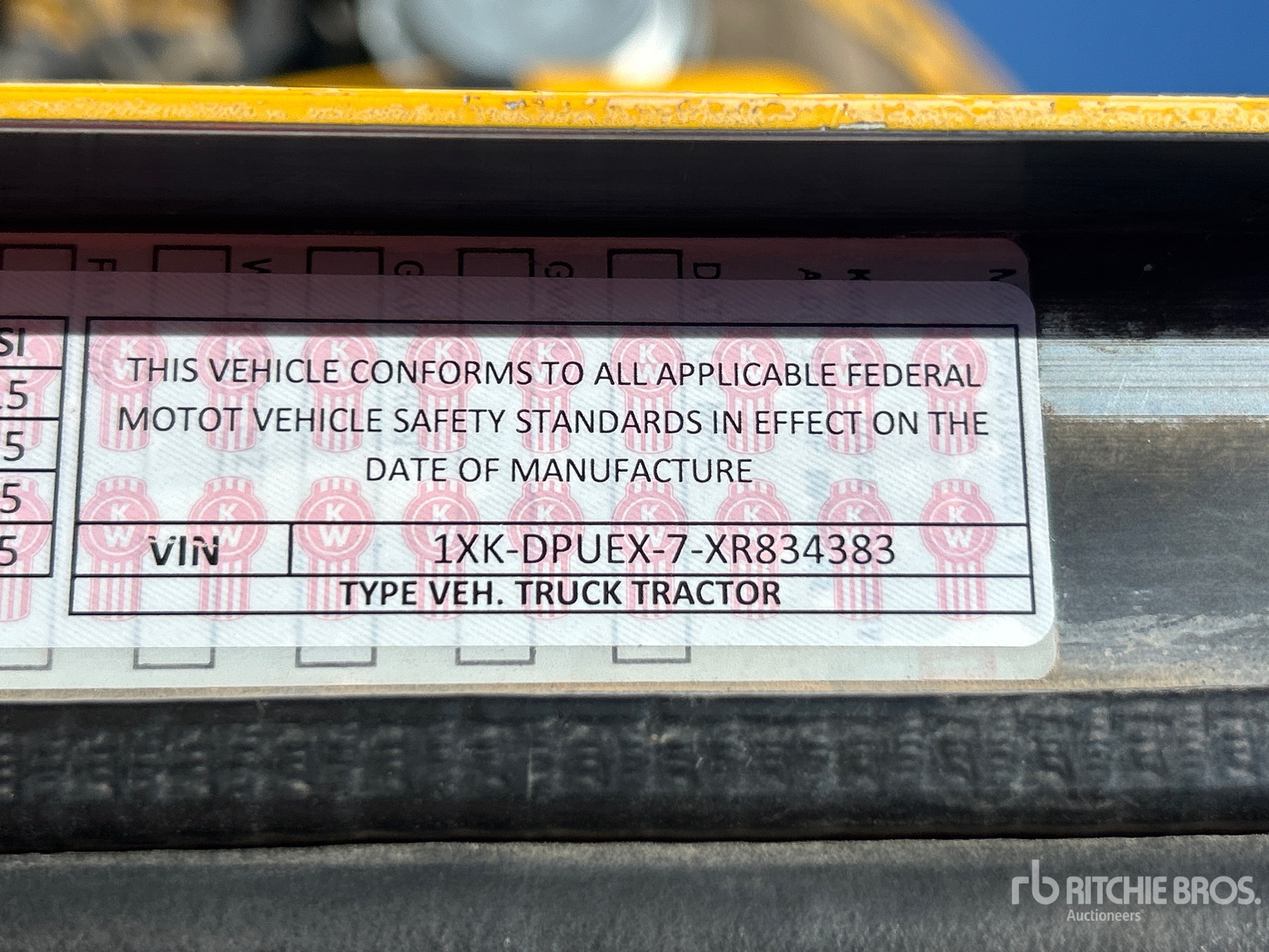1999 Kenworth T800B