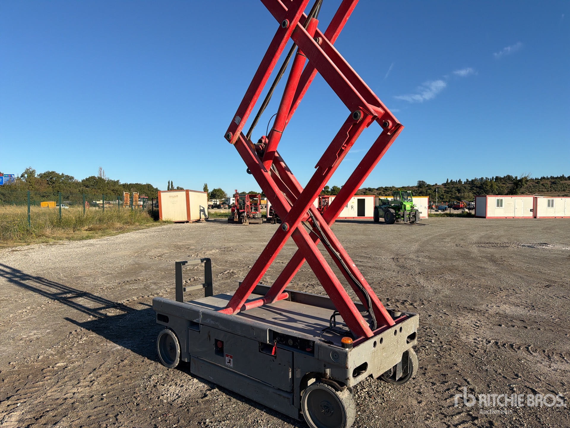 2012 Haulotte COMPACT10