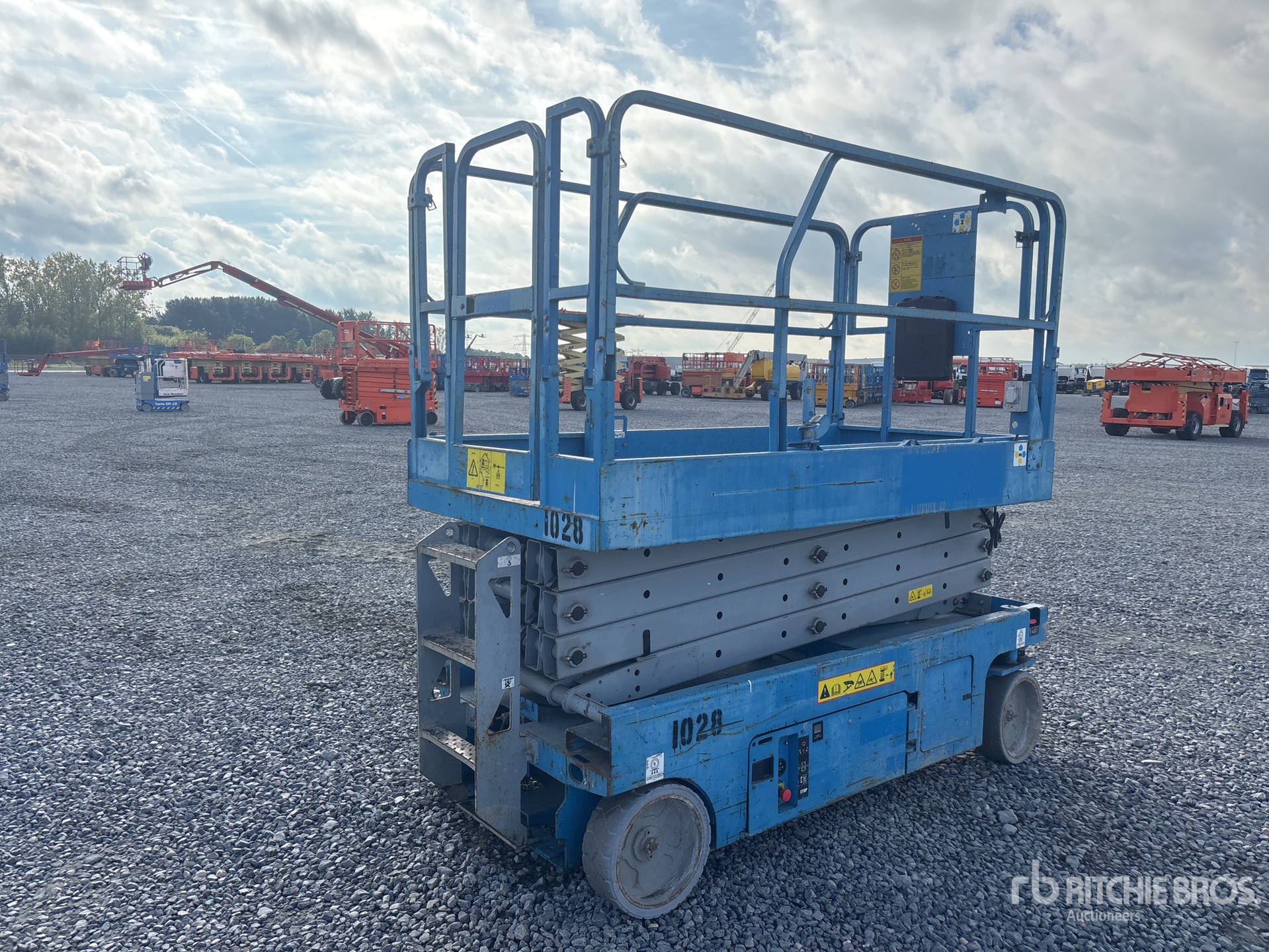 2009 Genie GS-2646
