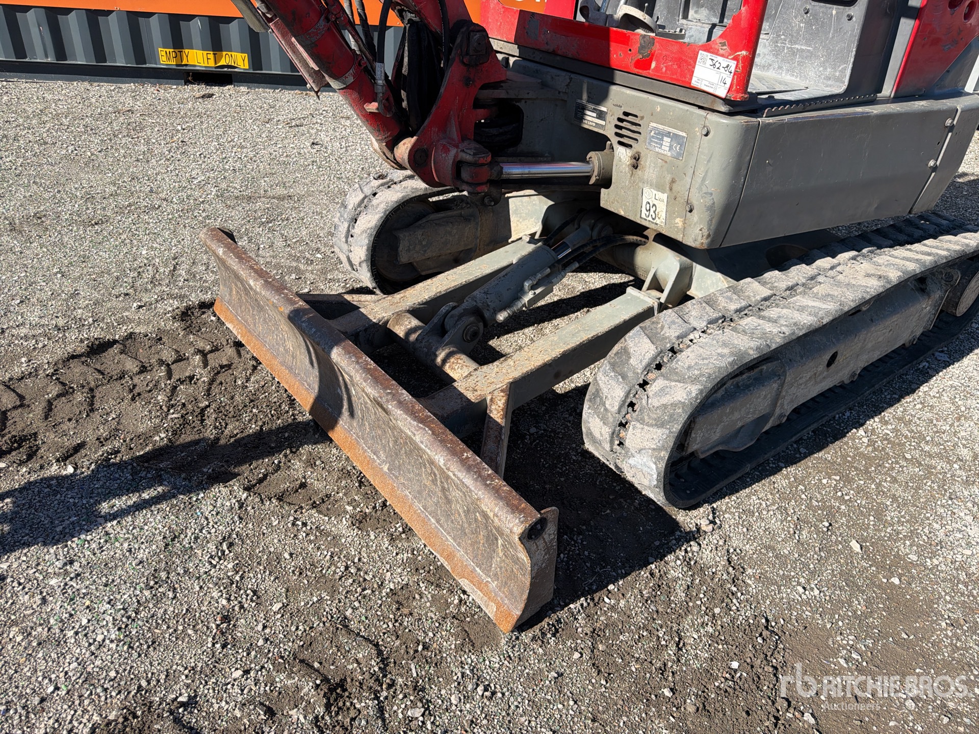 2016 Volvo ECR25D