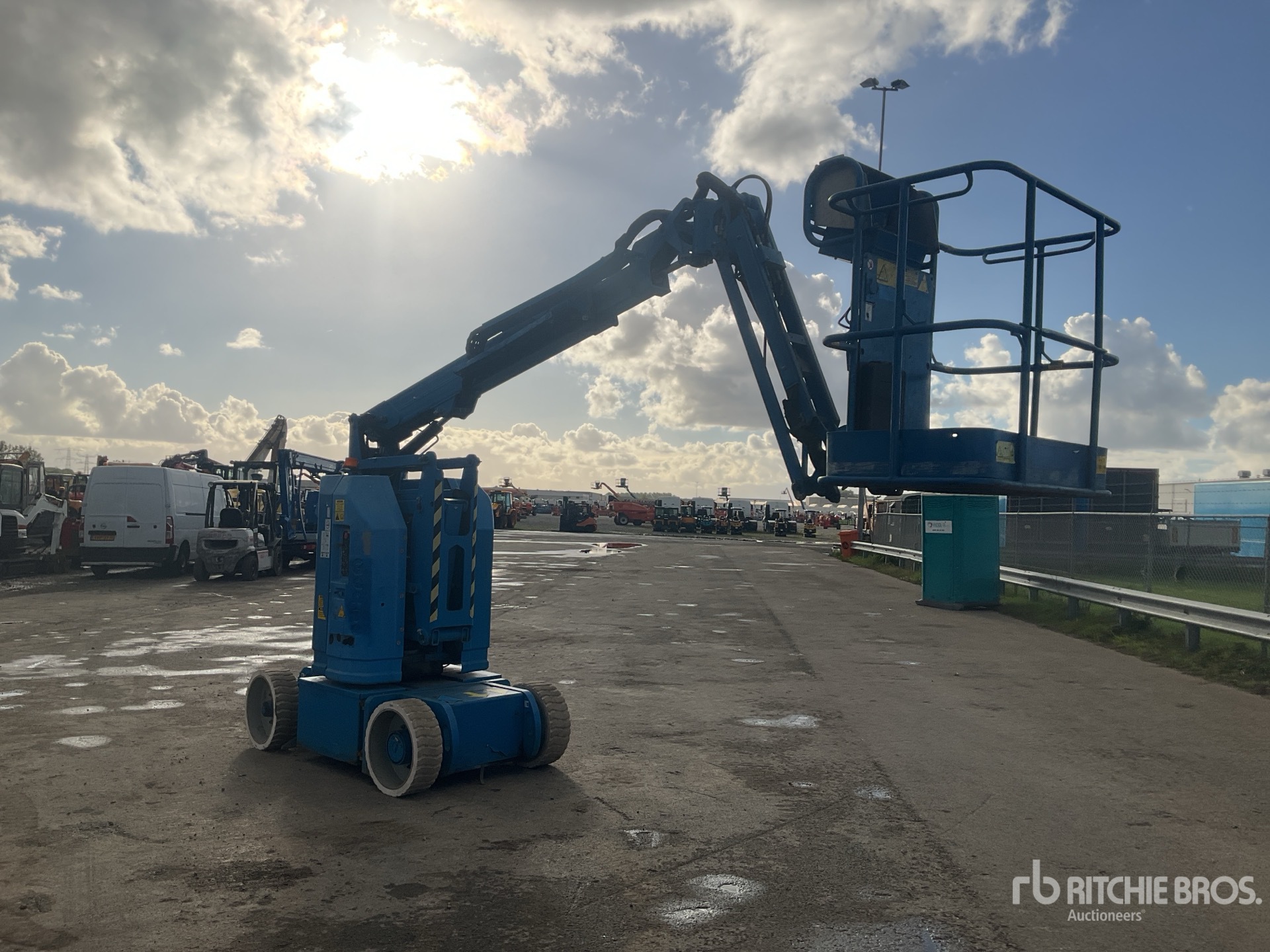 2015 Genie Z-30/20N RJ