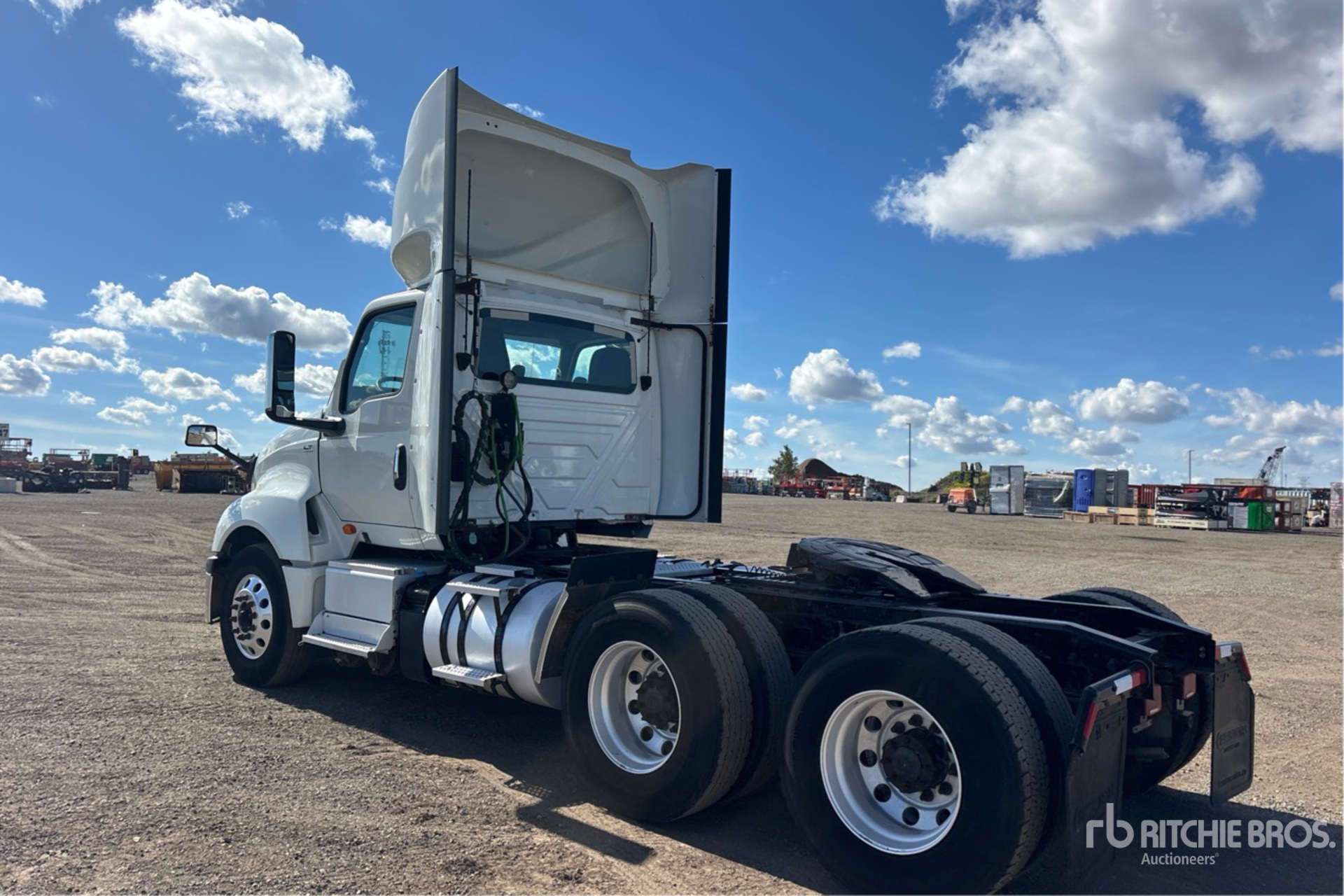 2019 International LT625