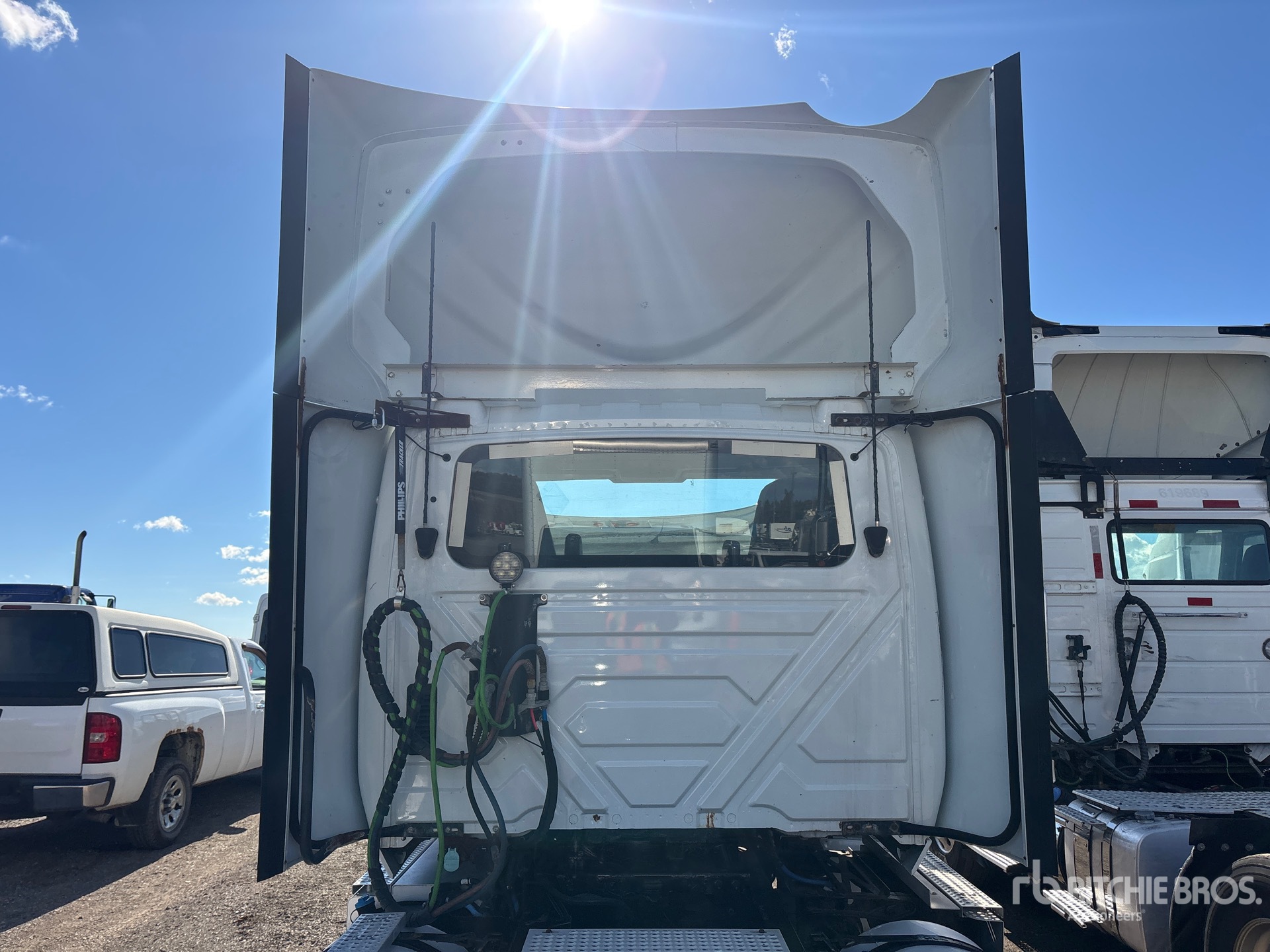 2019 International LT625