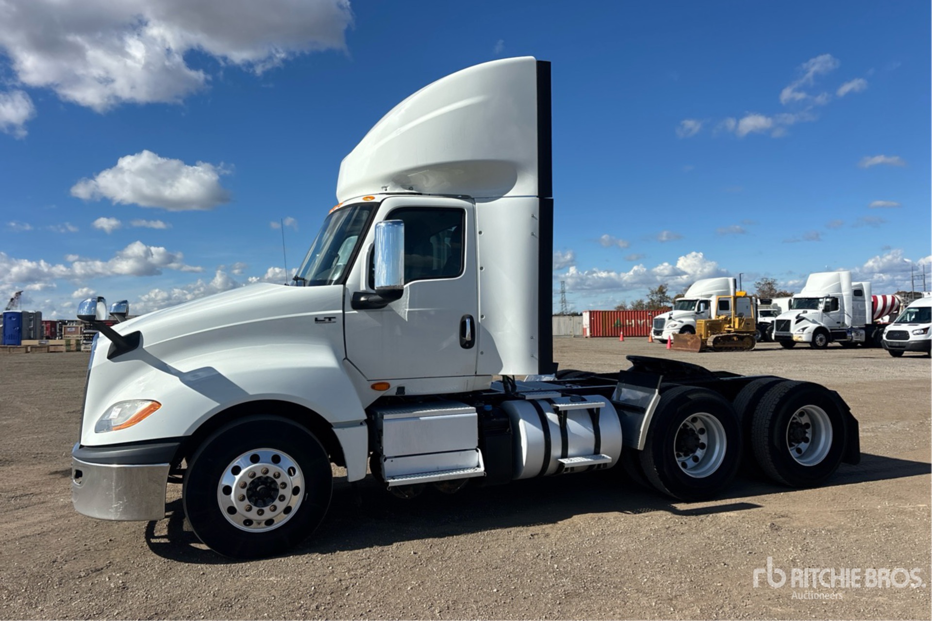 2019 International LT625
