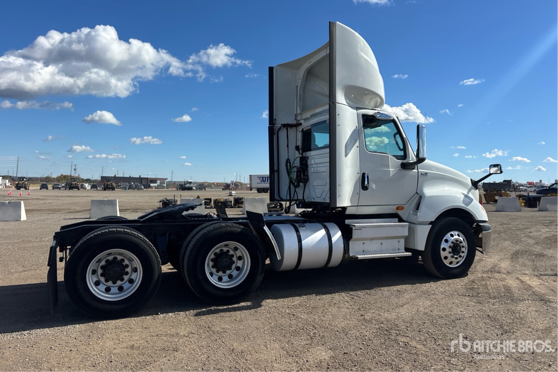 2019 International LT625