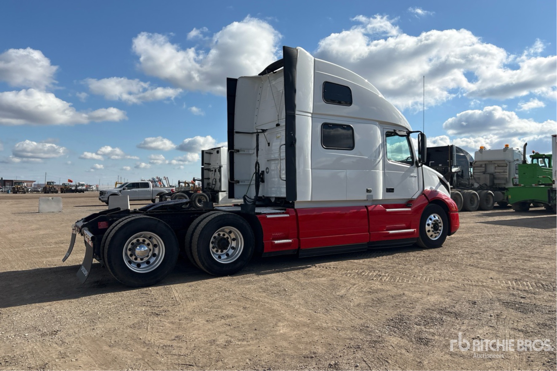 2021 Volvo VNL
