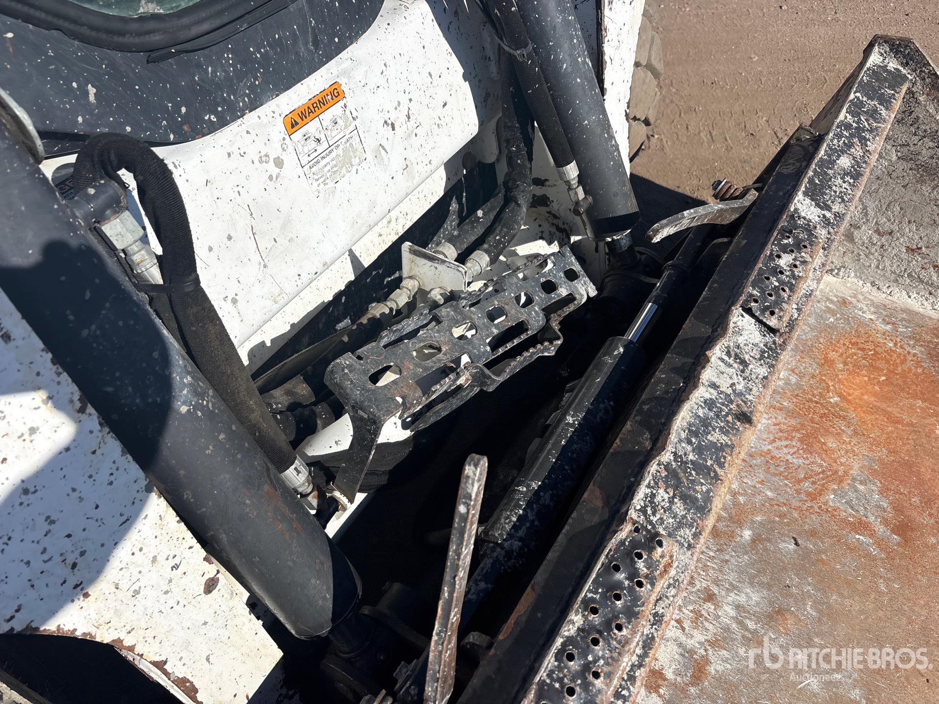 2014 Bobcat S590