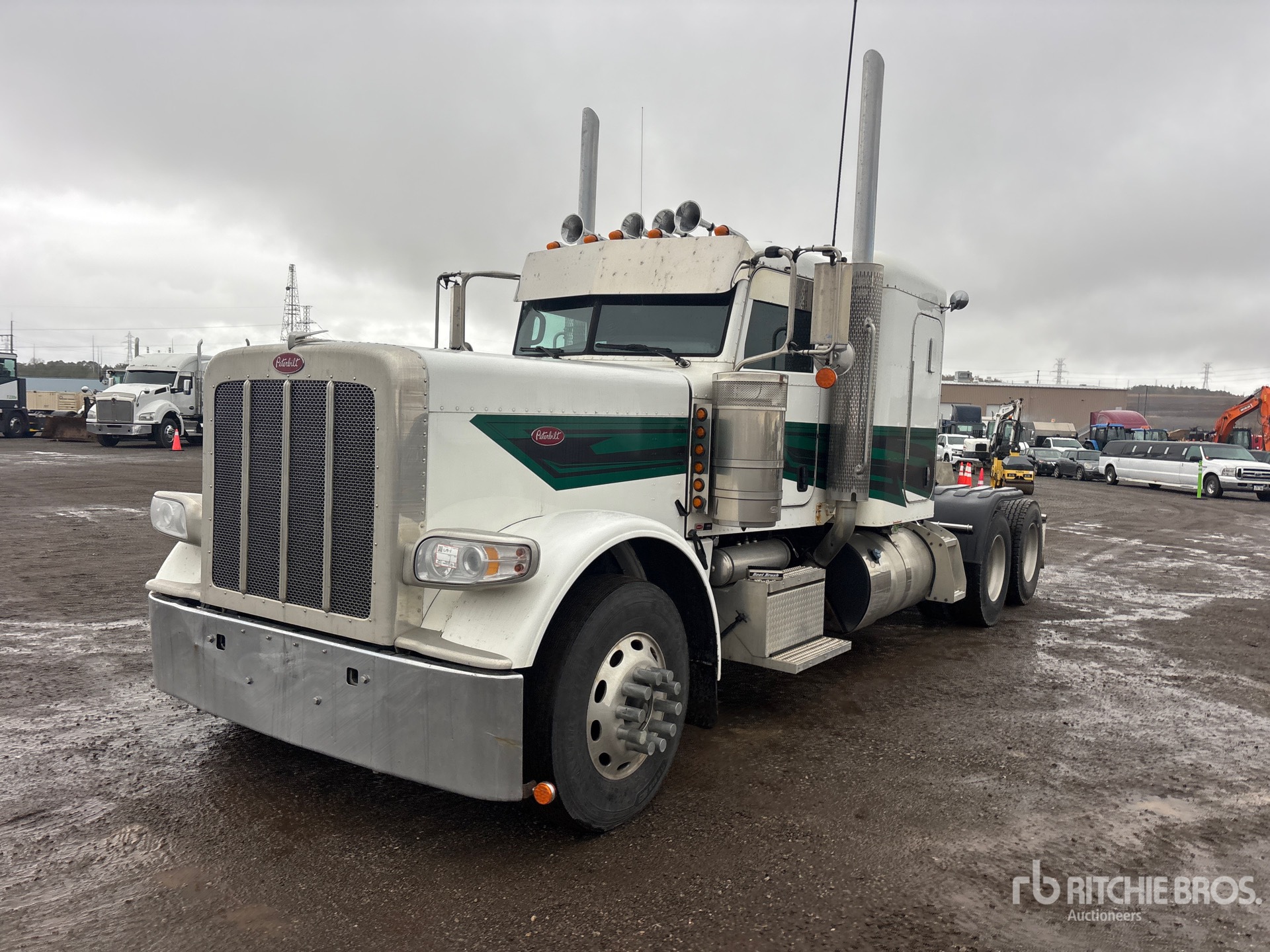 2022 Peterbilt 389
