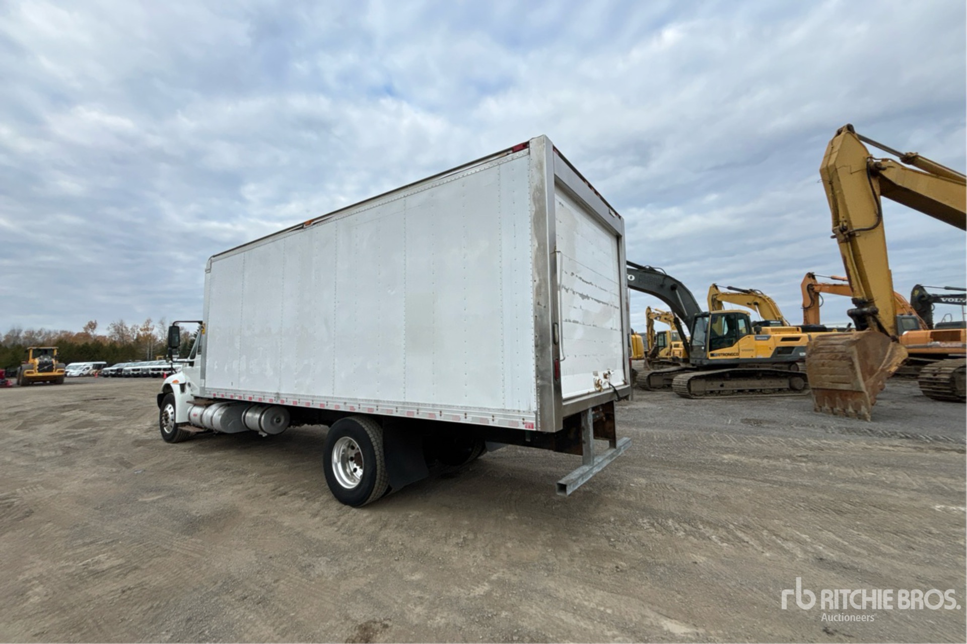 2019 International 4300