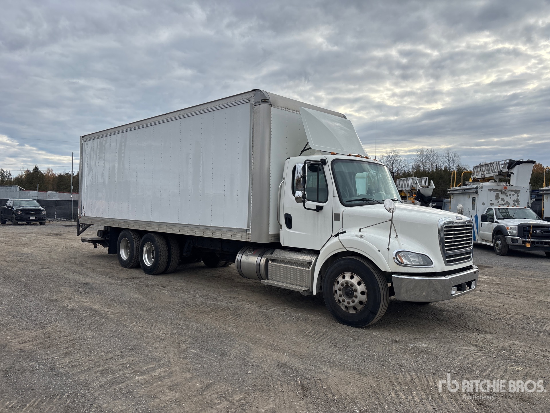 2020 Freightliner M2 112