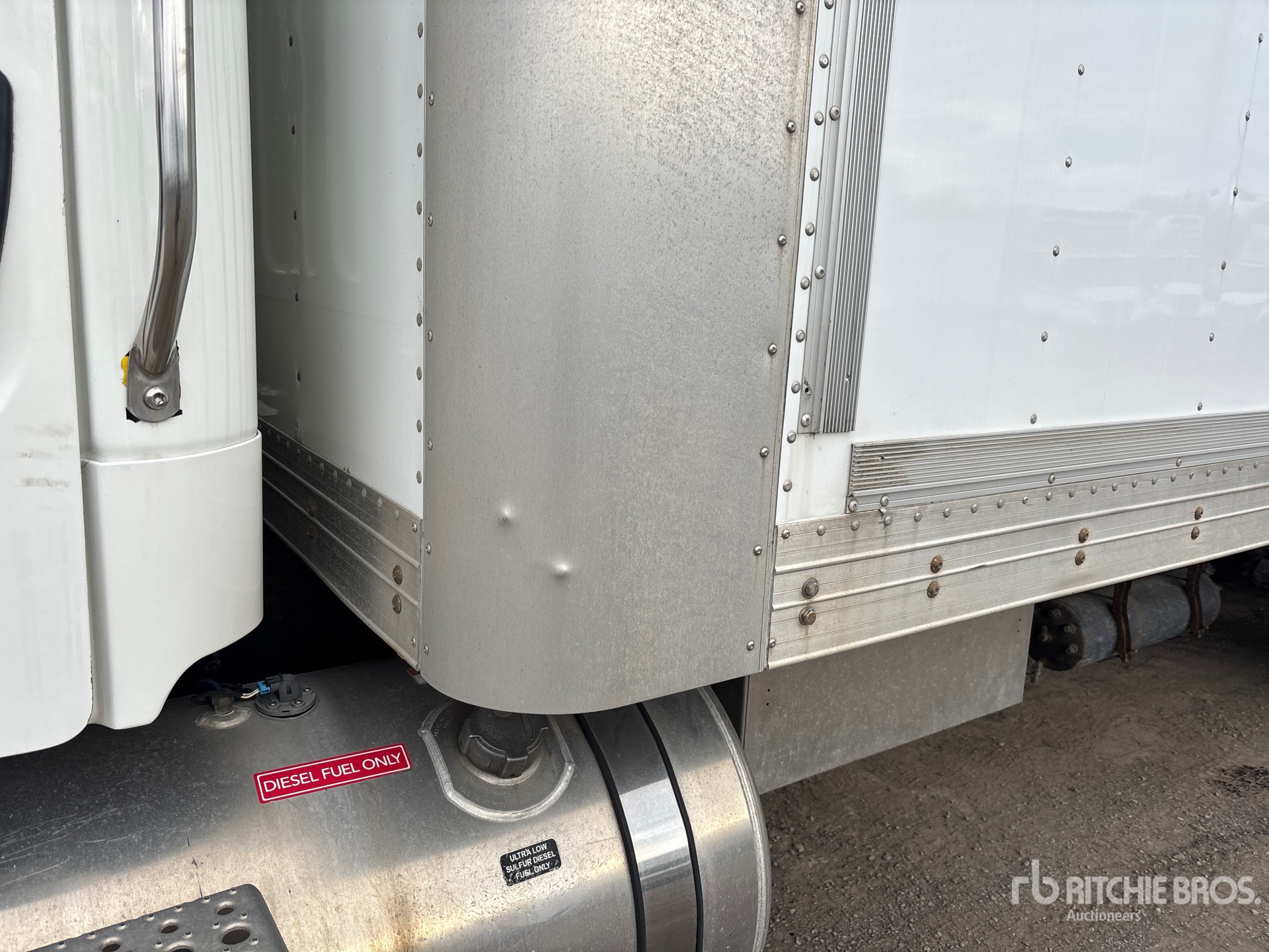 2020 Freightliner M2 112