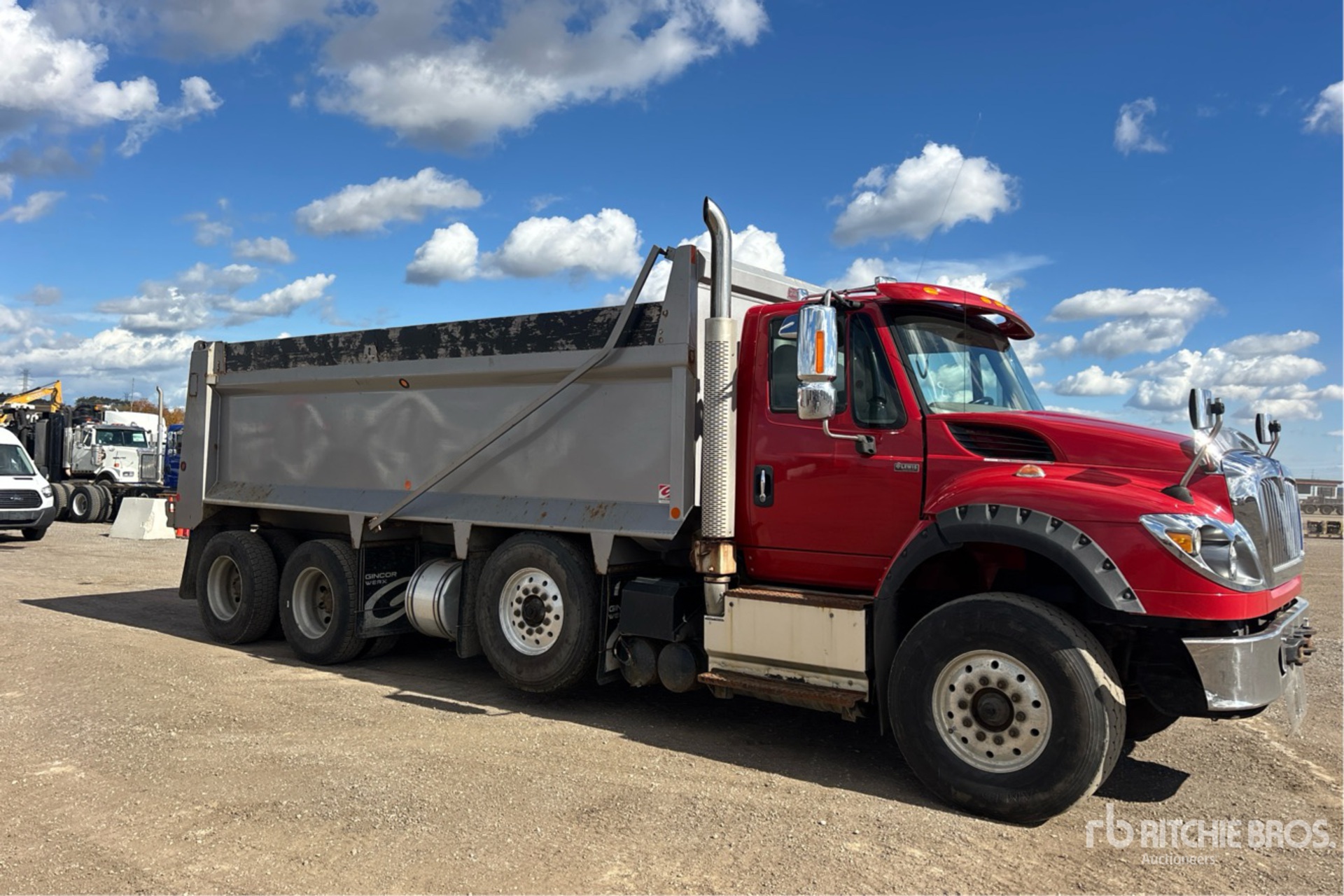 2018 International 7600