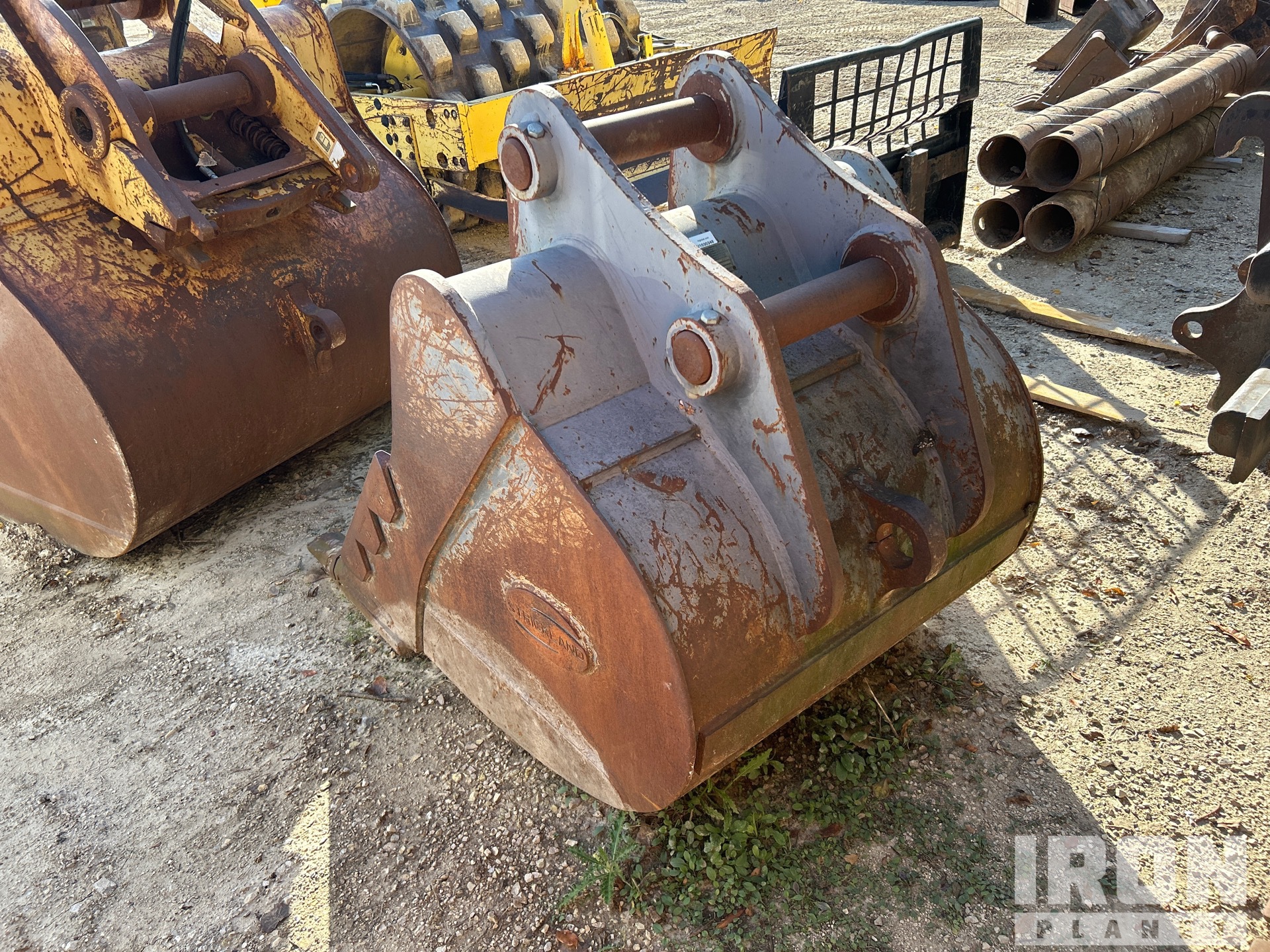 Strickland 42 IN DIGGING - FITS KOBELCO SK210