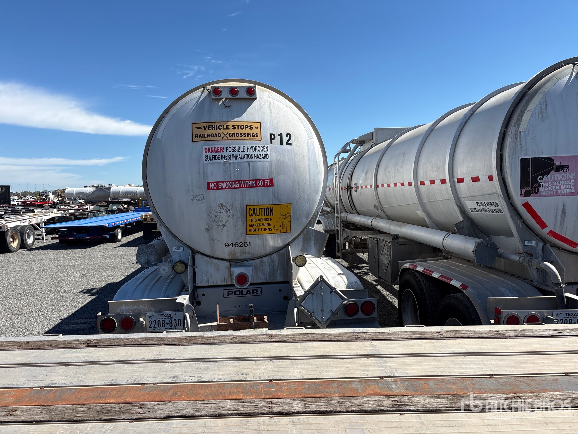 2012 Polar 8400 GAL T/A