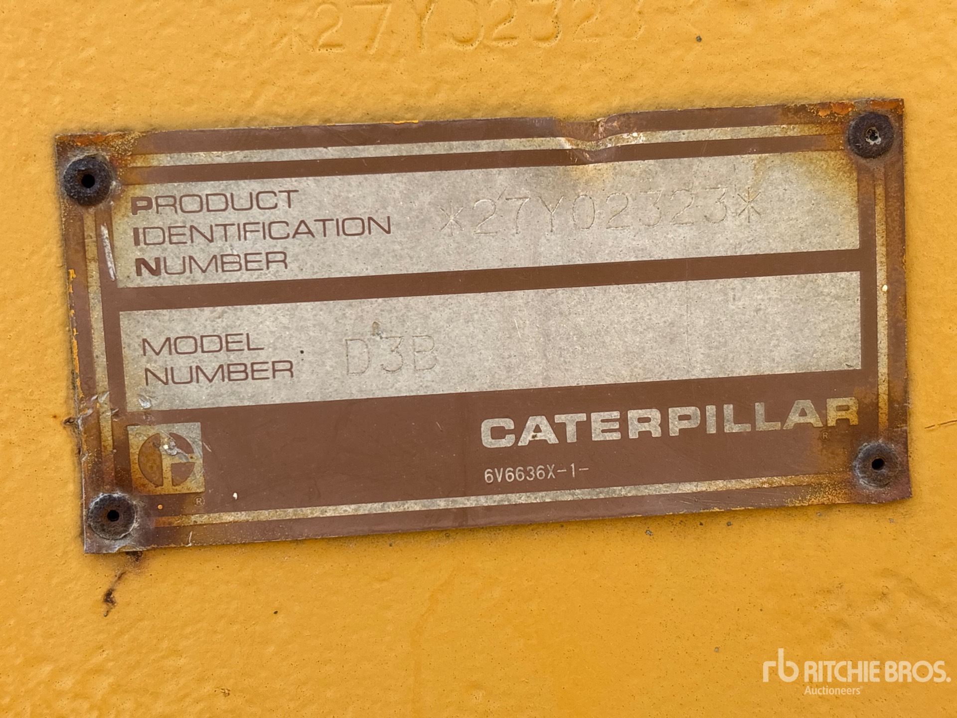 1983 Caterpillar D3B