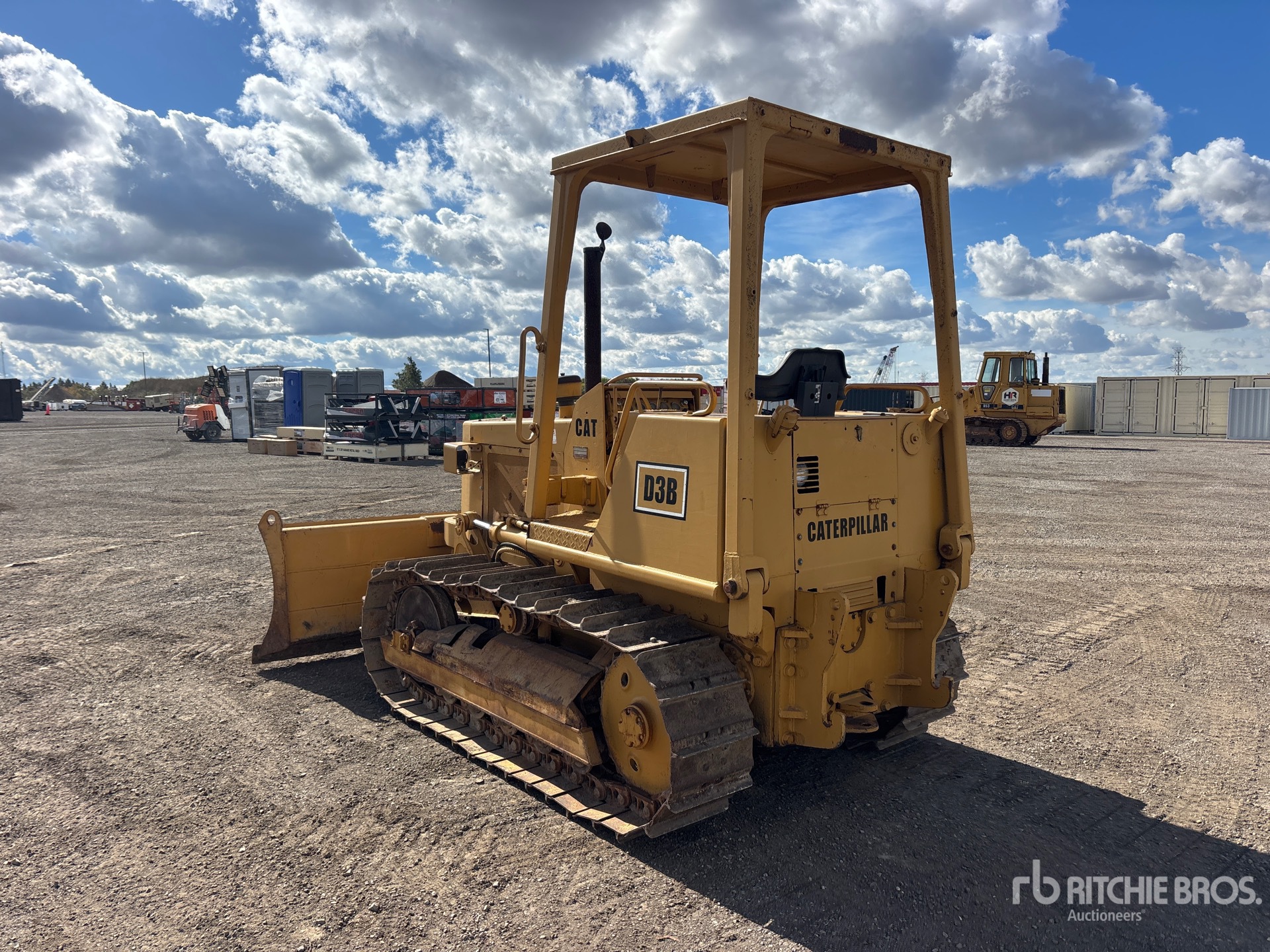 1983 Caterpillar D3B