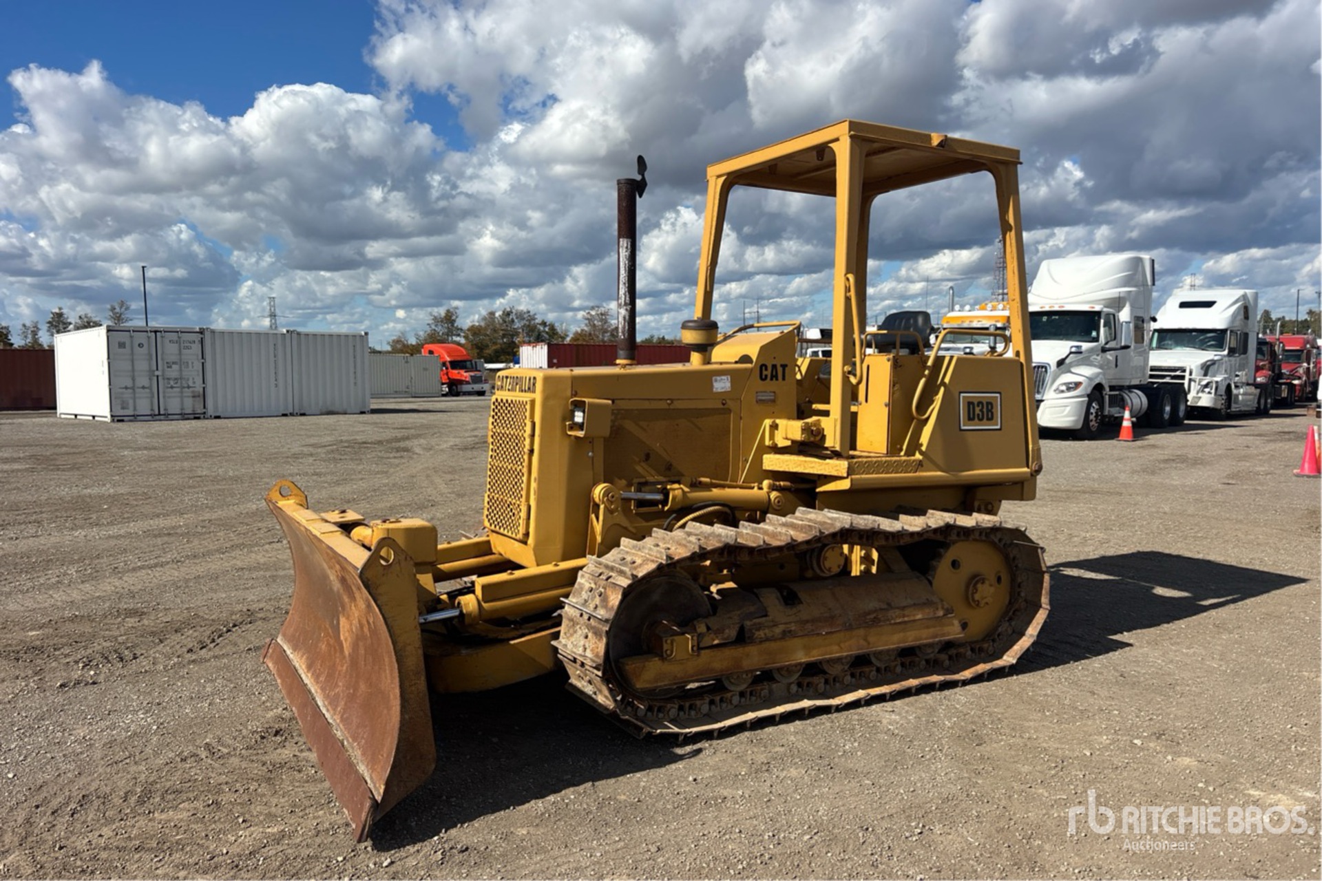 1983 Caterpillar D3B
