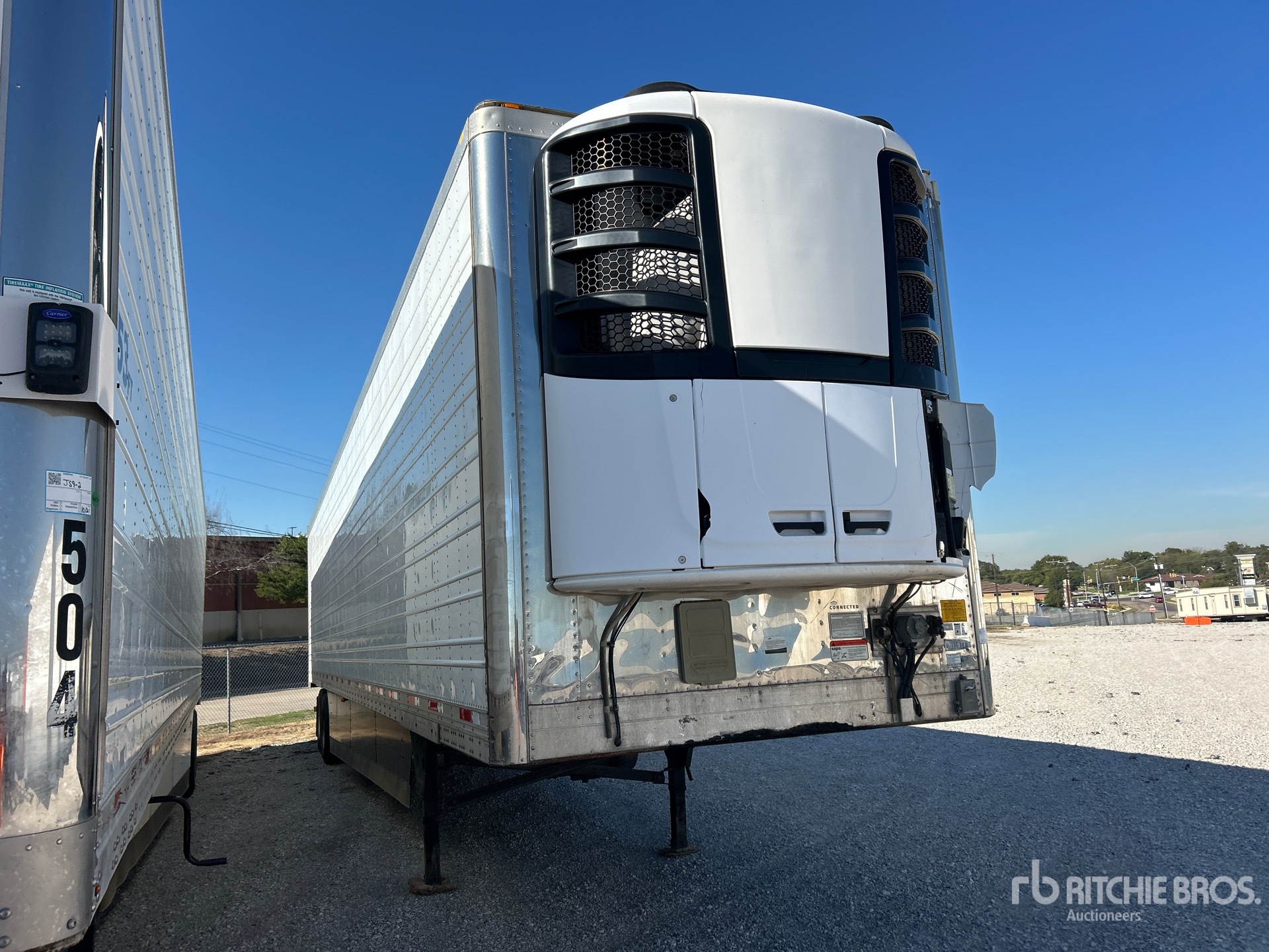 2017 Utility 53 FT T/A