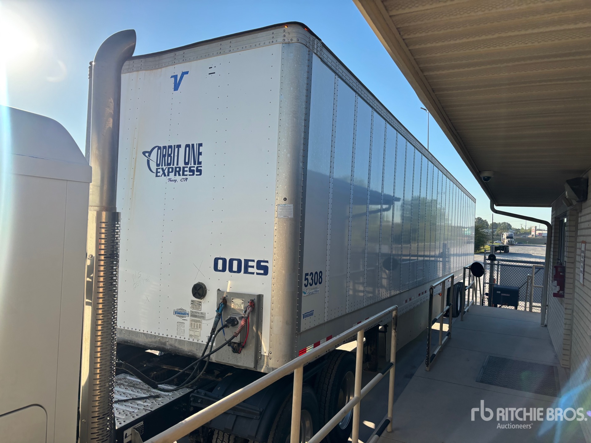 2020 Vanguard 53 FT T/A
