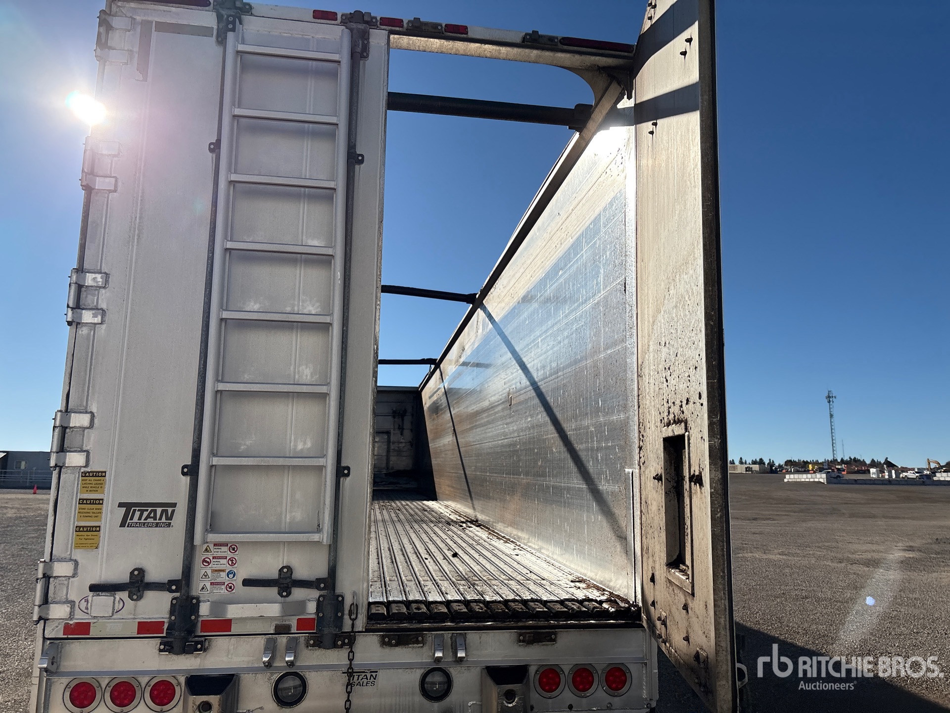 2016 Titan 53 FT 5/AXLE