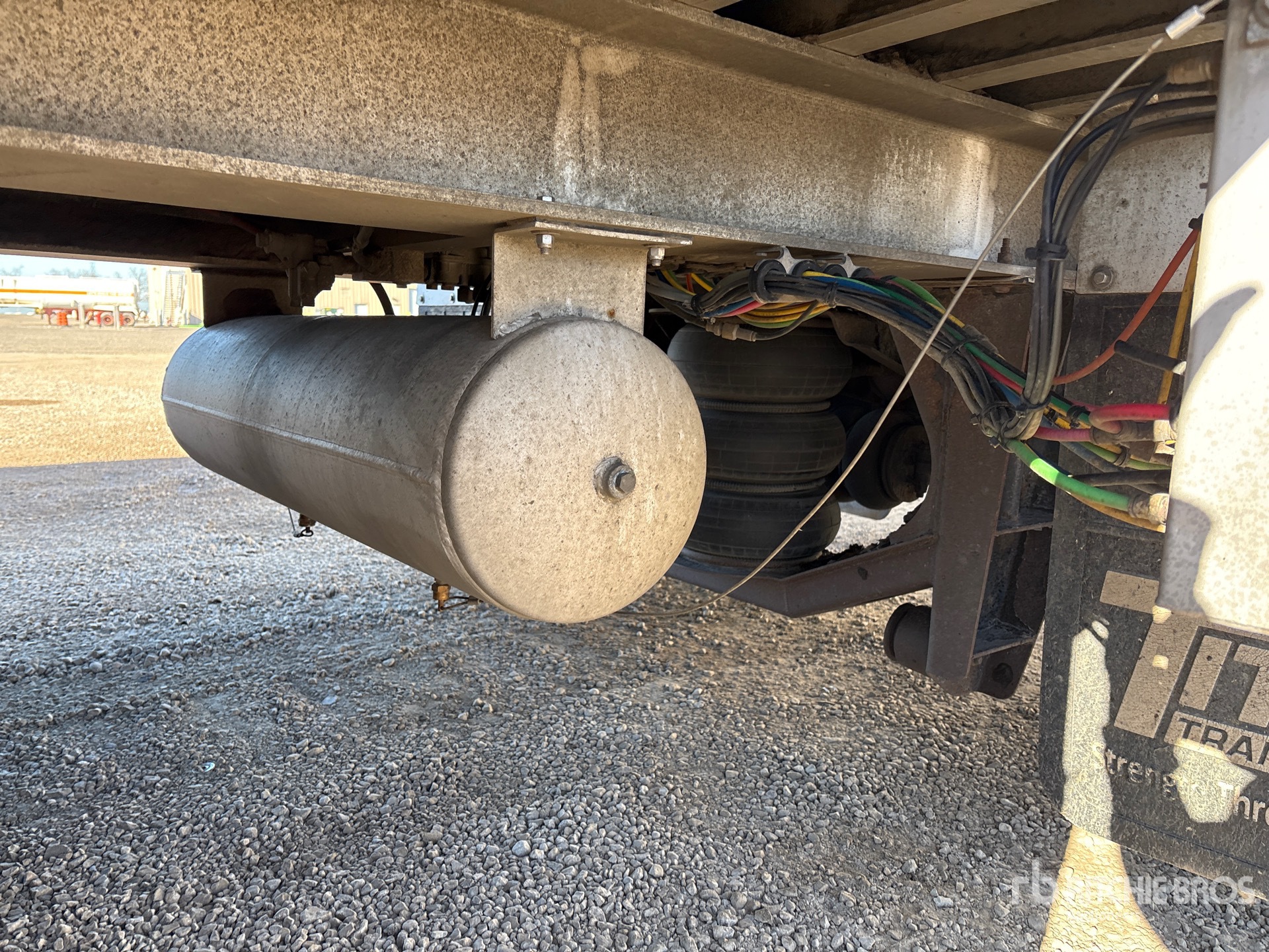 2016 Titan 53 FT 5/AXLE