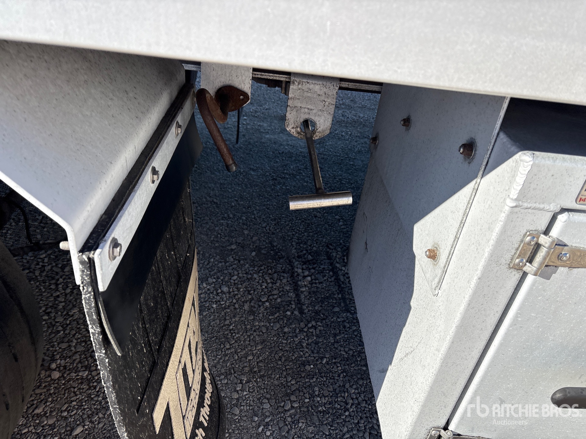 2016 Titan 53 FT 5/AXLE