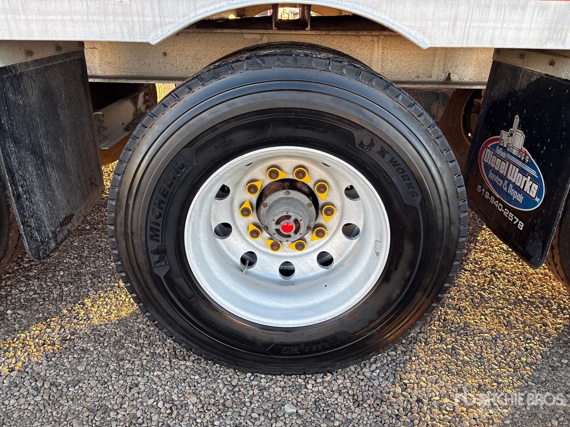 2017 Titan 53 FT 5/AXLE