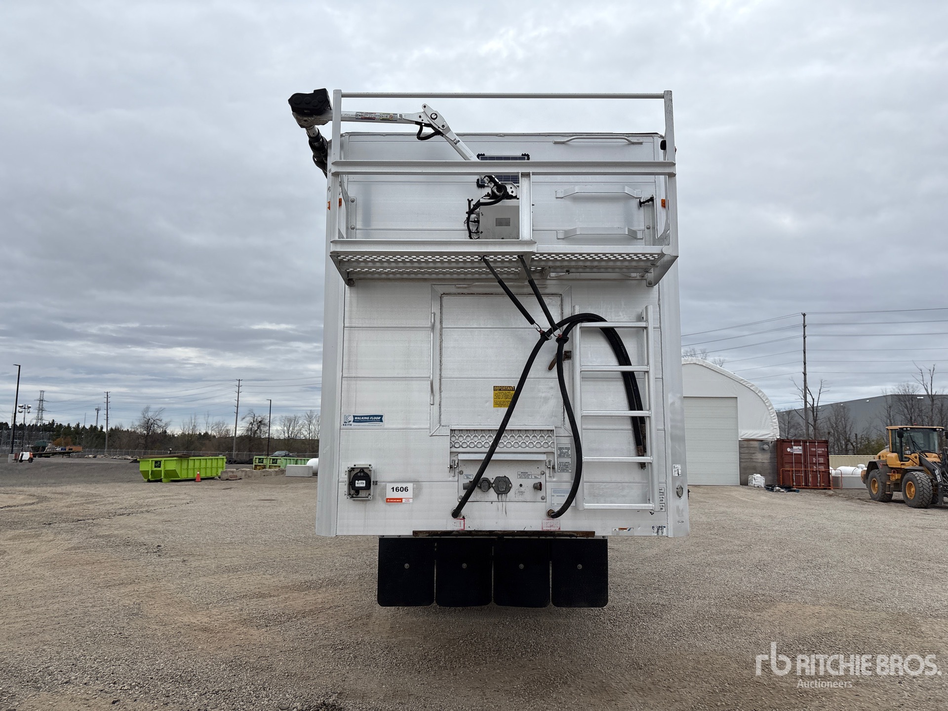 2017 Titan 53 FT 5/AXLE