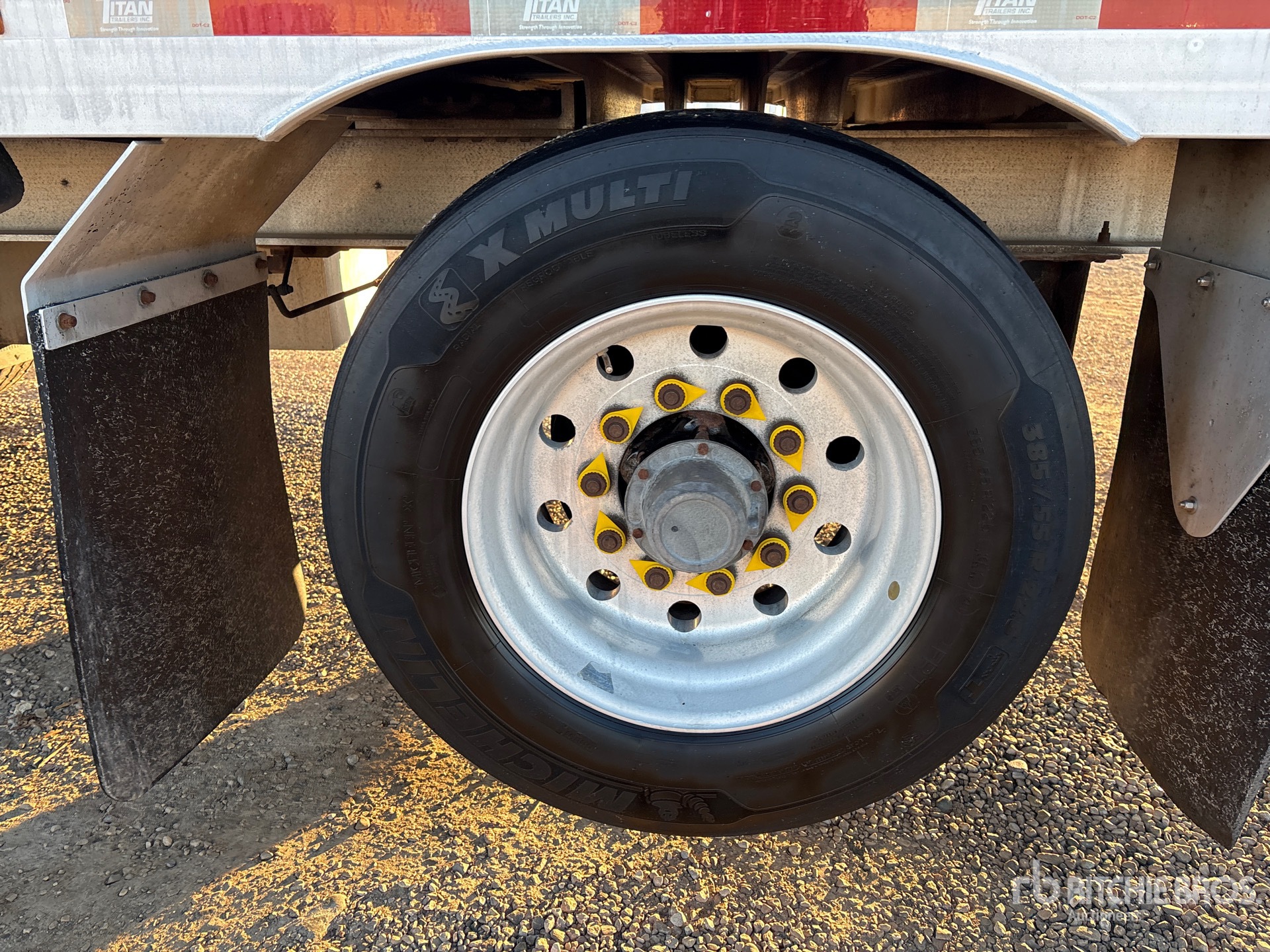 2017 Titan 53 FT 5/AXLE