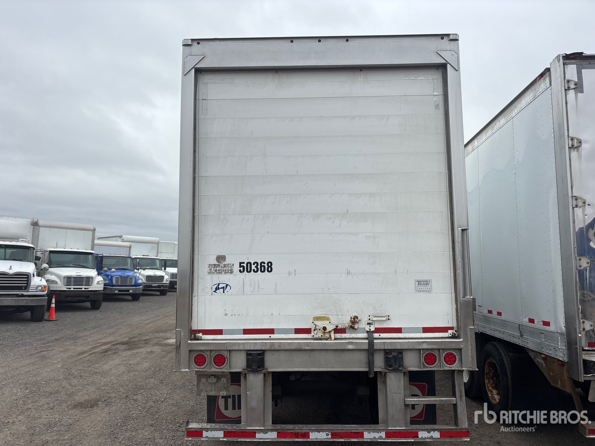 2016 Hyundai 53 FT X 102 IN TRI/A