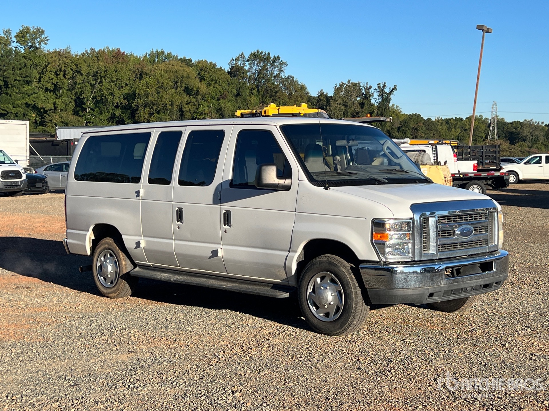 2011 Ford E-350
