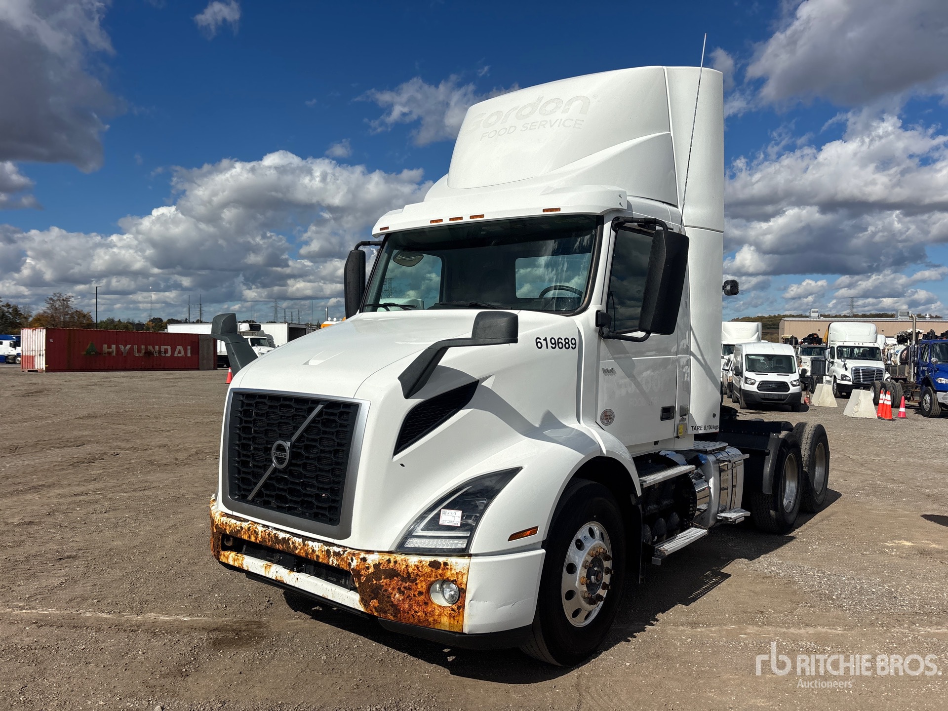 2020 Volvo VNR