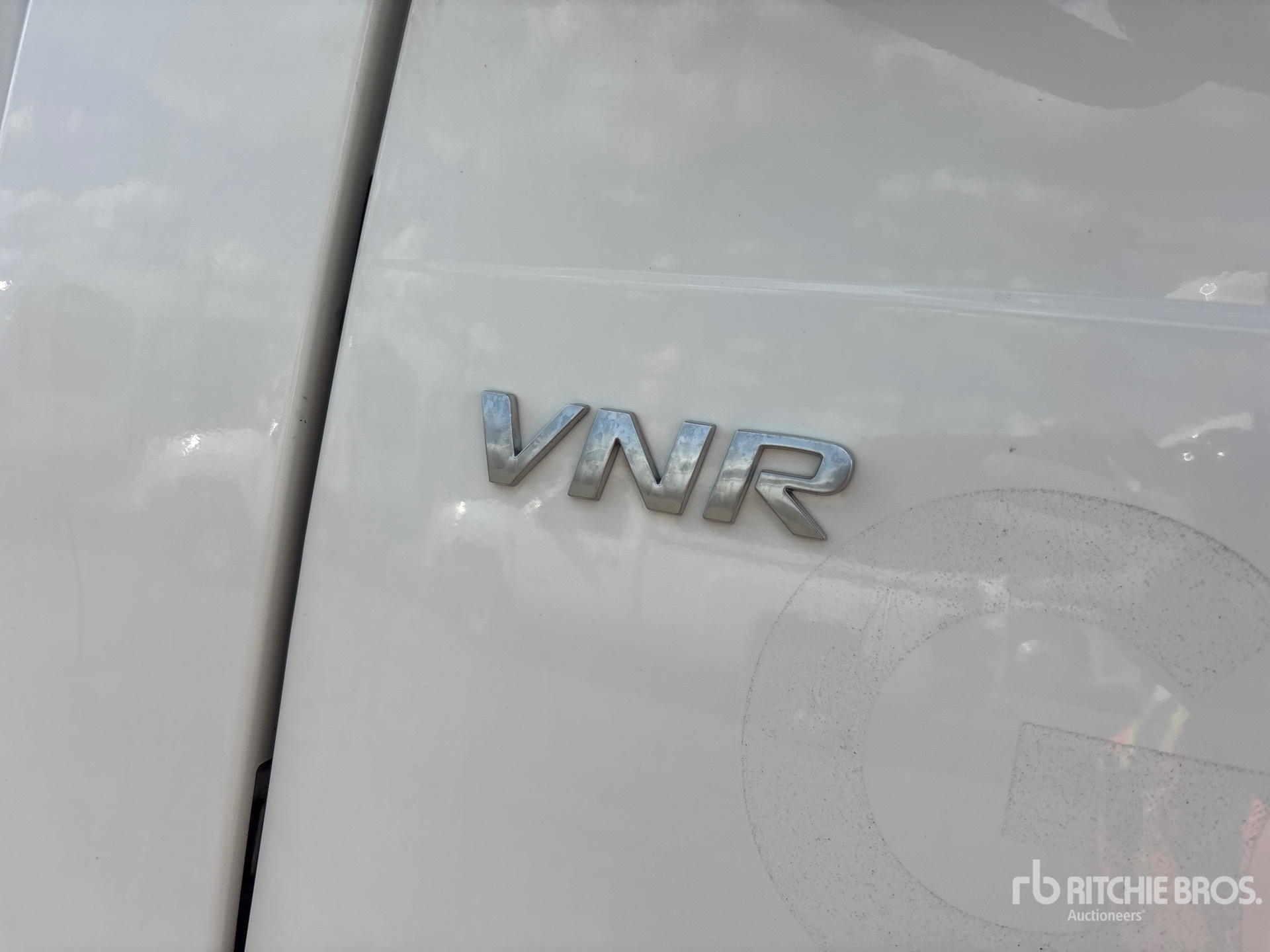 2020 Volvo VNR