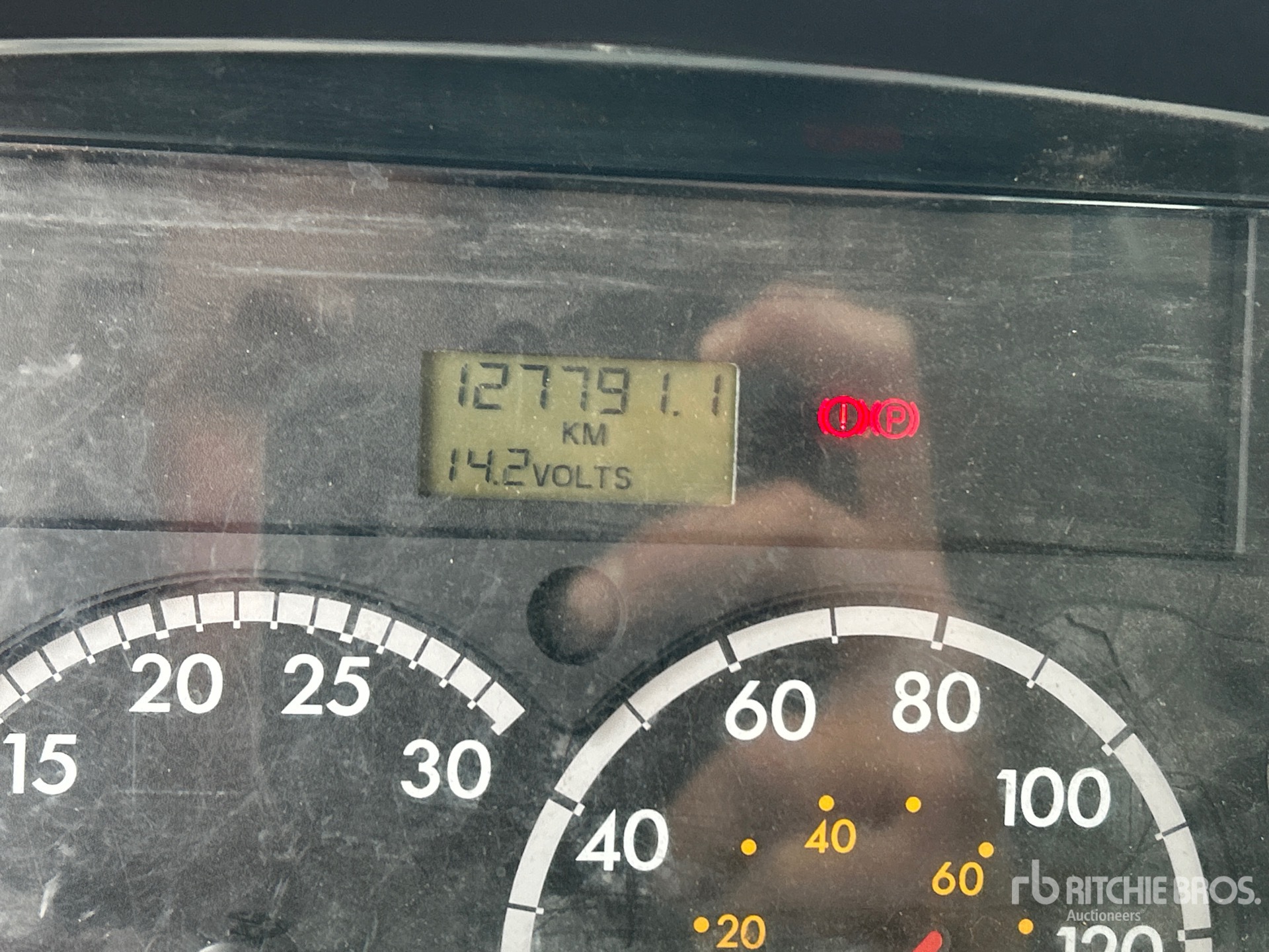 2006 Freightliner M2 106