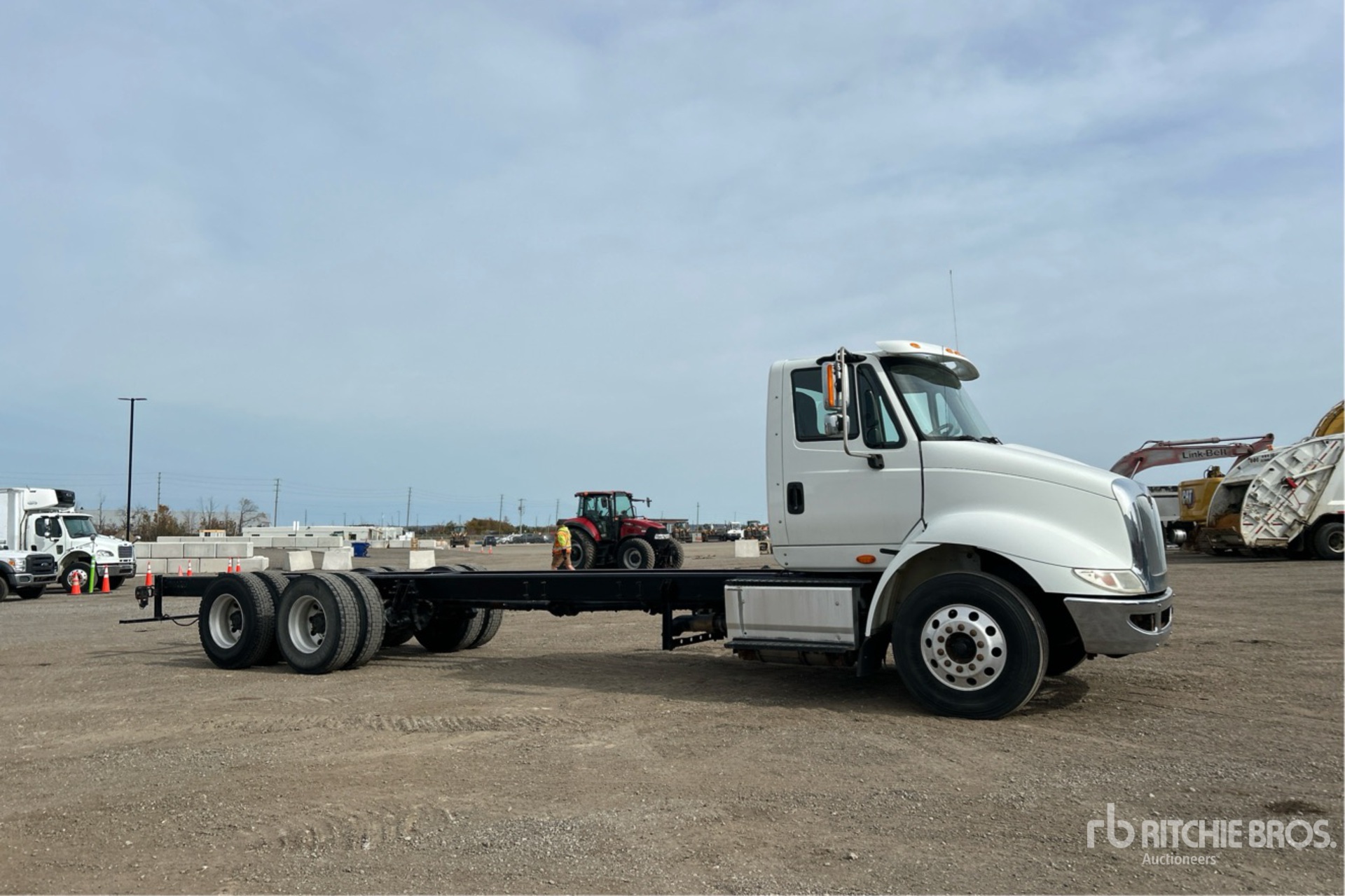 2017 International 8600
