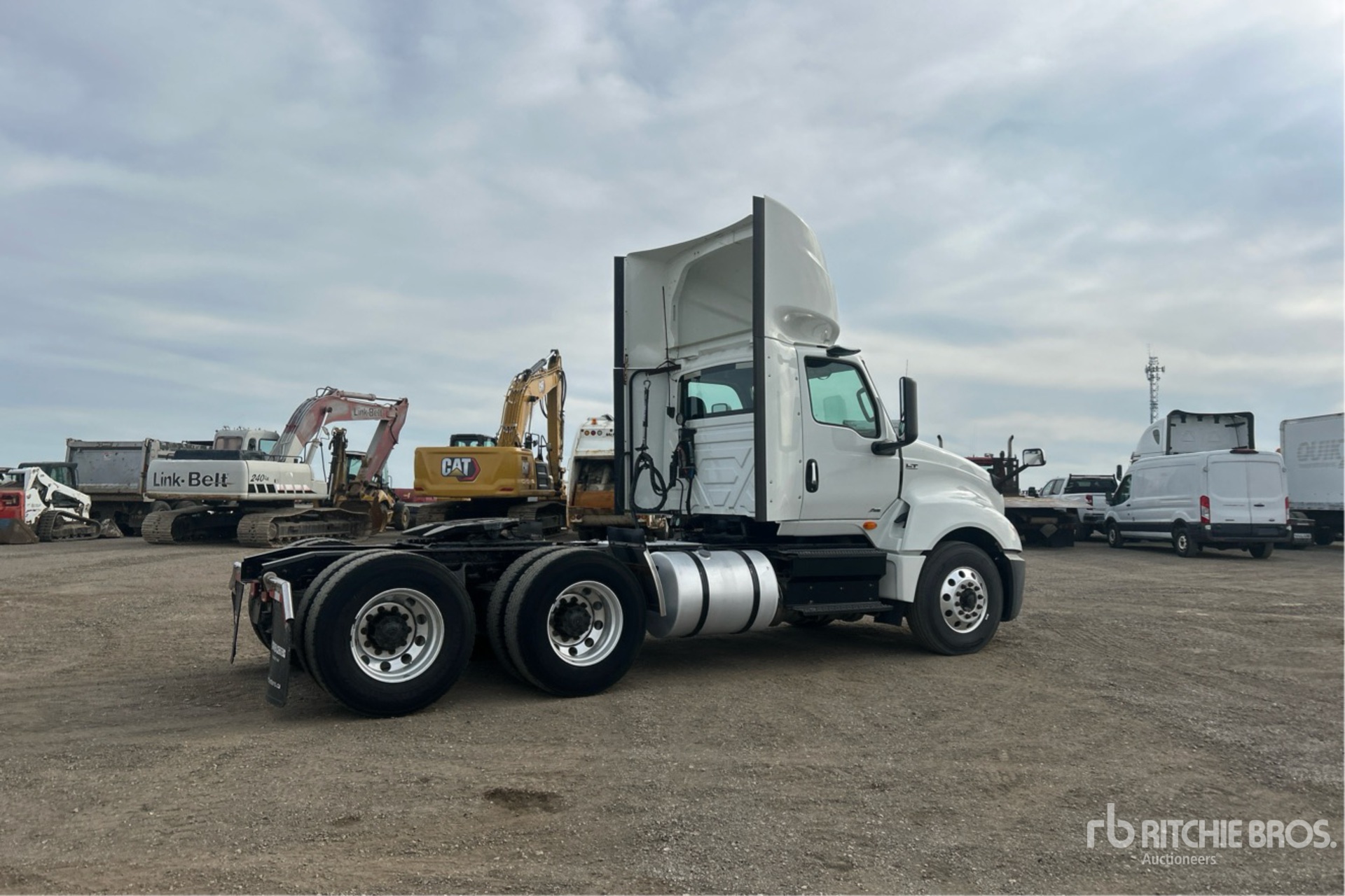 2019 International LT625