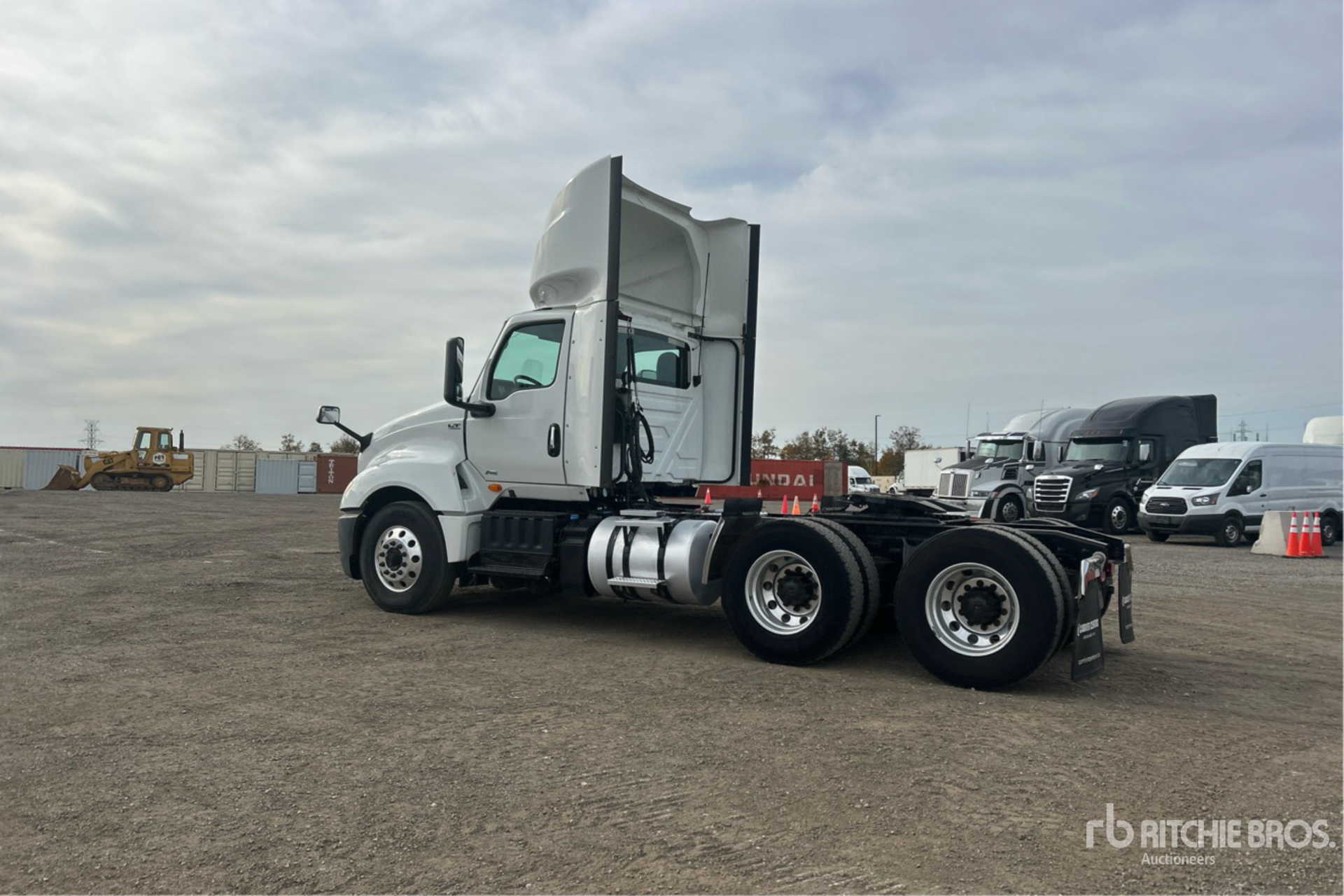 2019 International LT625