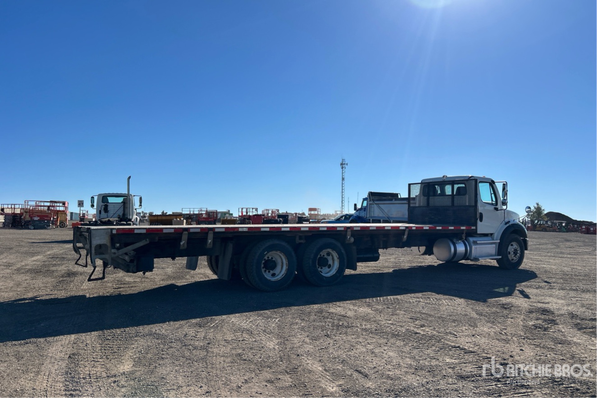 2020 Freightliner M2 112
