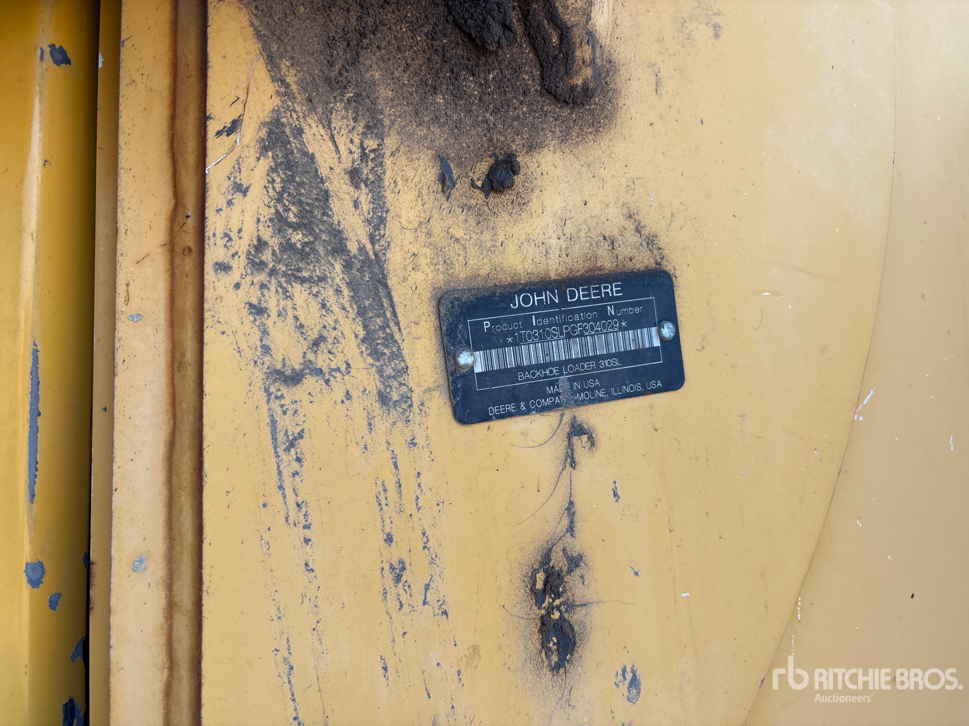 Photo of John Deere 310SL