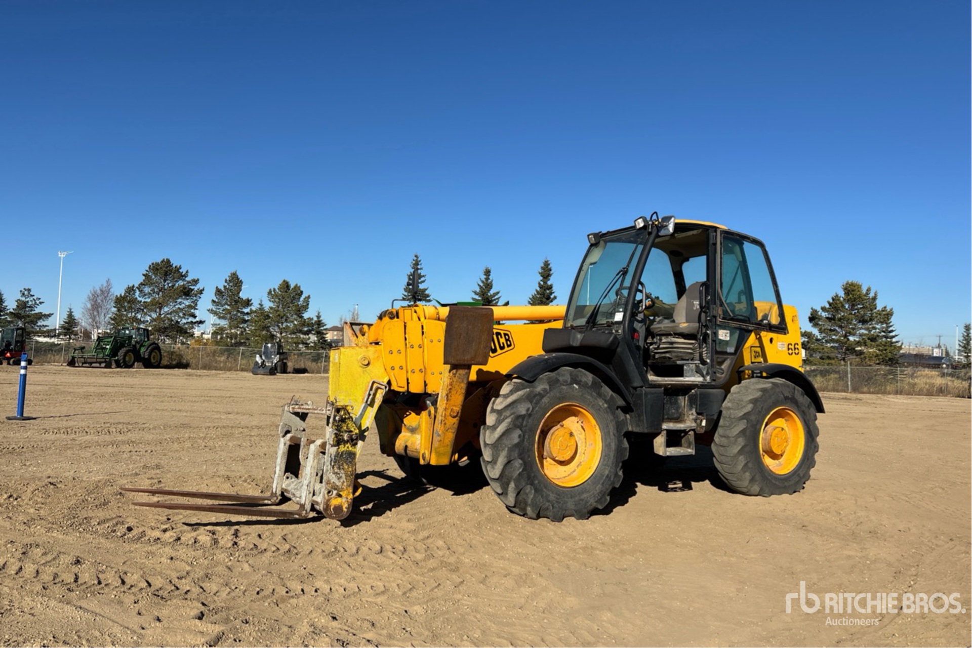 2004 JCB 5508