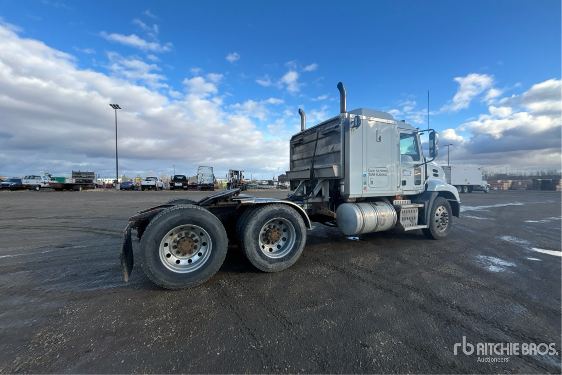 2010 Mack CXU613