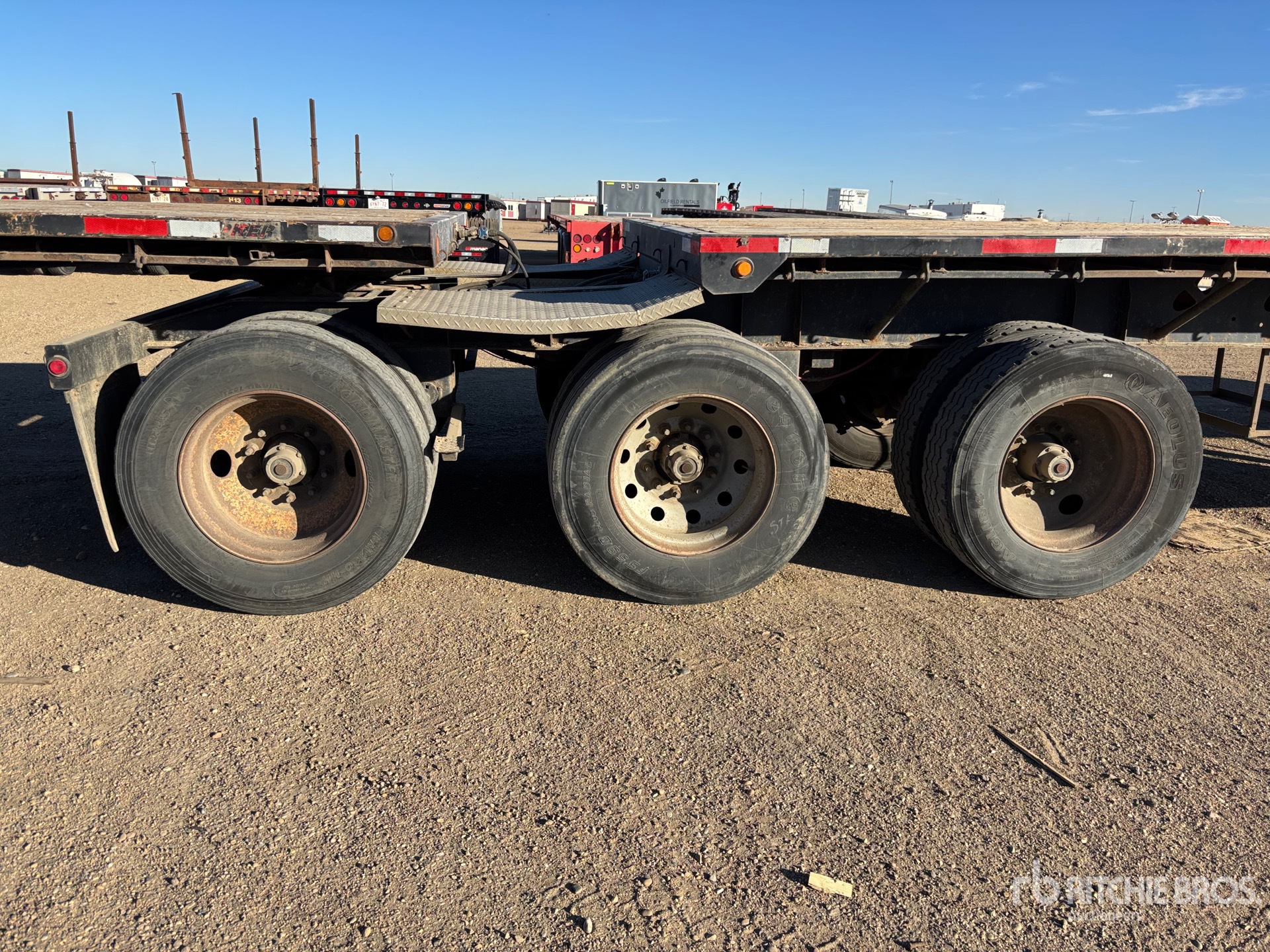 2006 Doepker 32 FT SUPER B-TRAIN LEAD